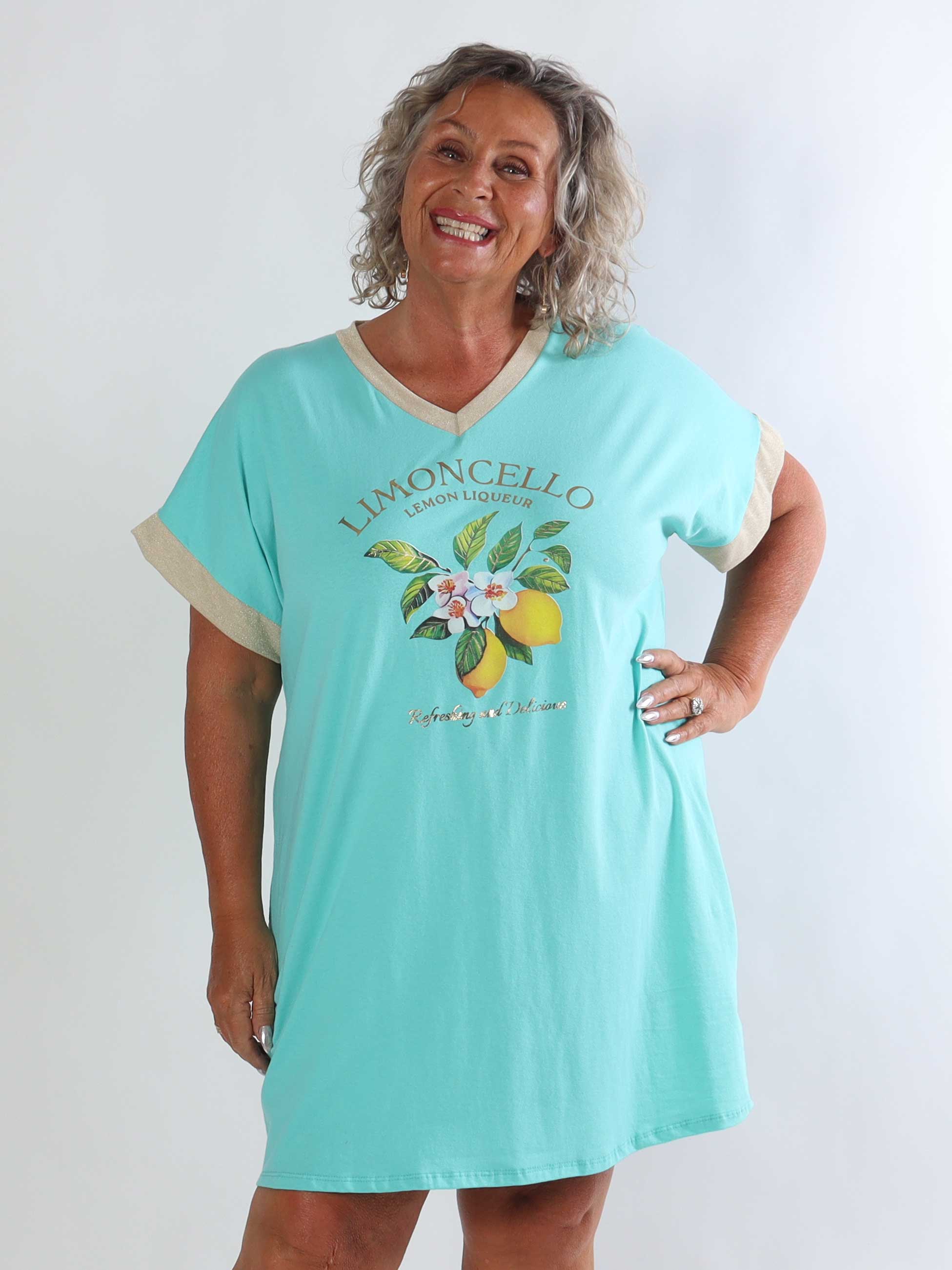 Zandra - Plus size t-shirtkjole i bomuld med citroner og guld detaljer