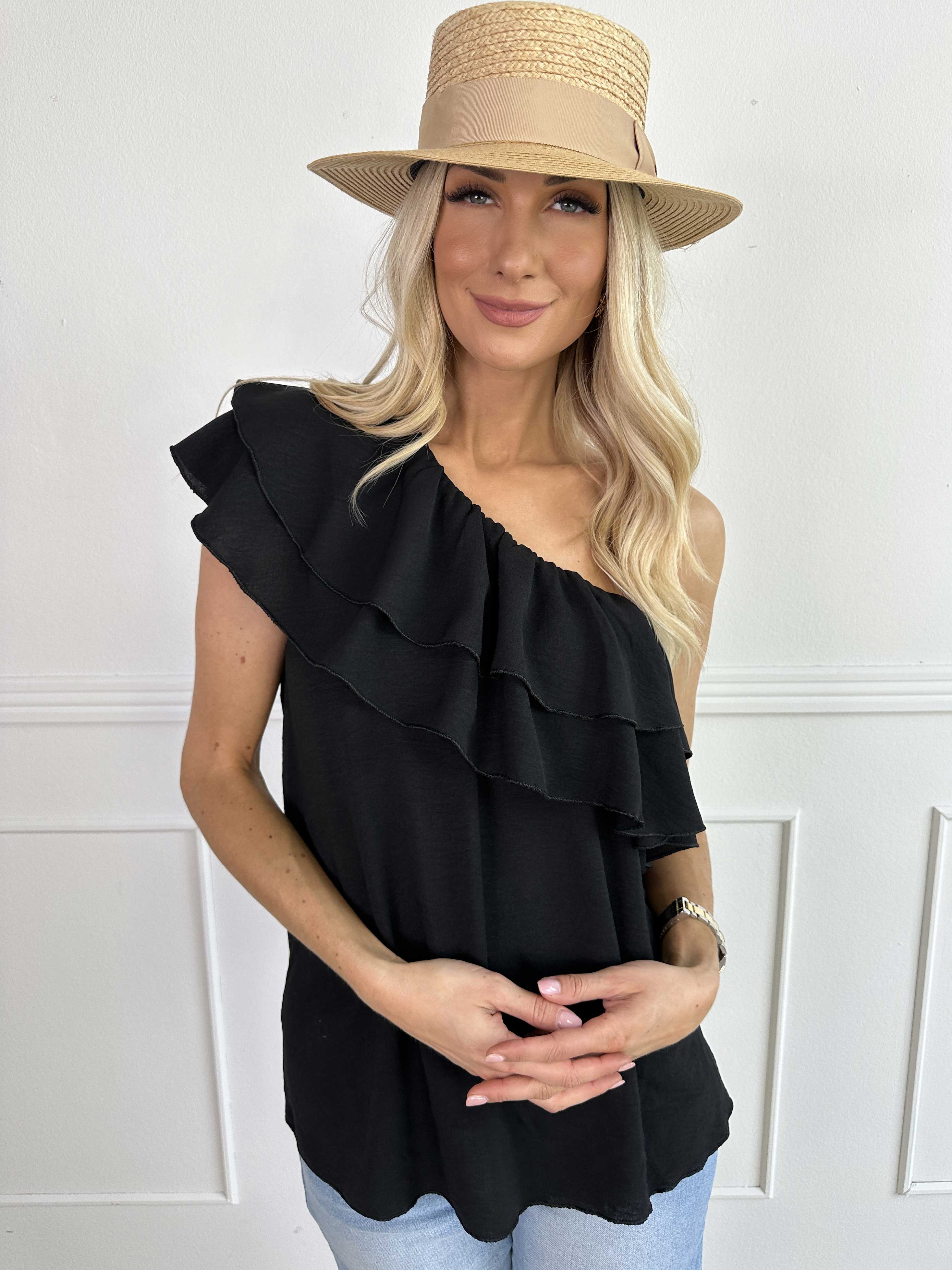 Catelyn Top - Söt one shoulder topp med volanger