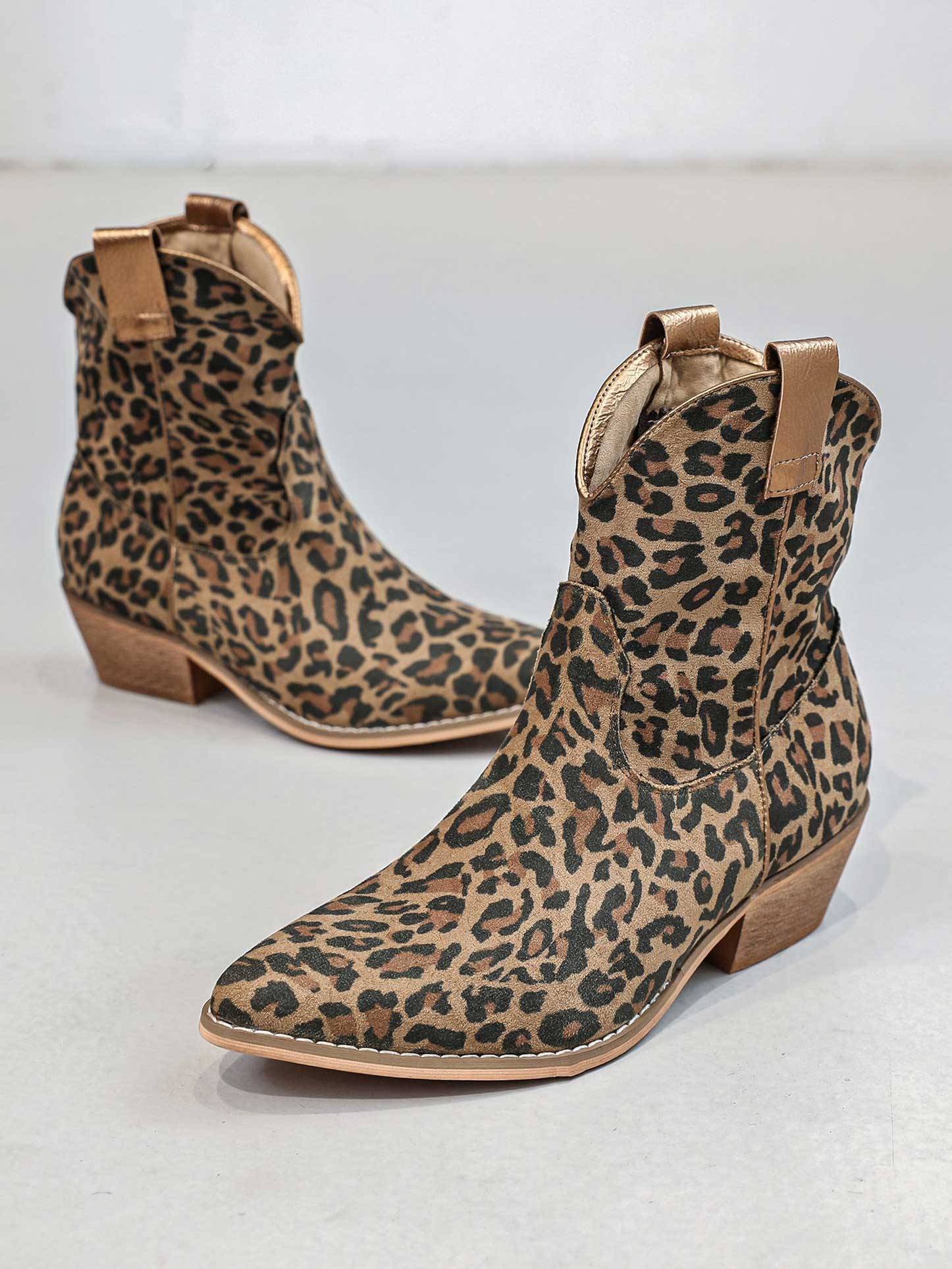 Ashanti - Korta cowboyboots med liten klack