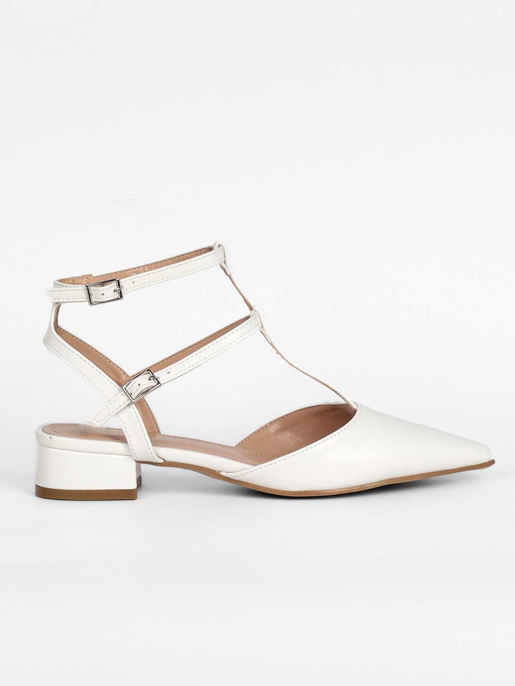 Stefani - Spetsig sandal med liten klack