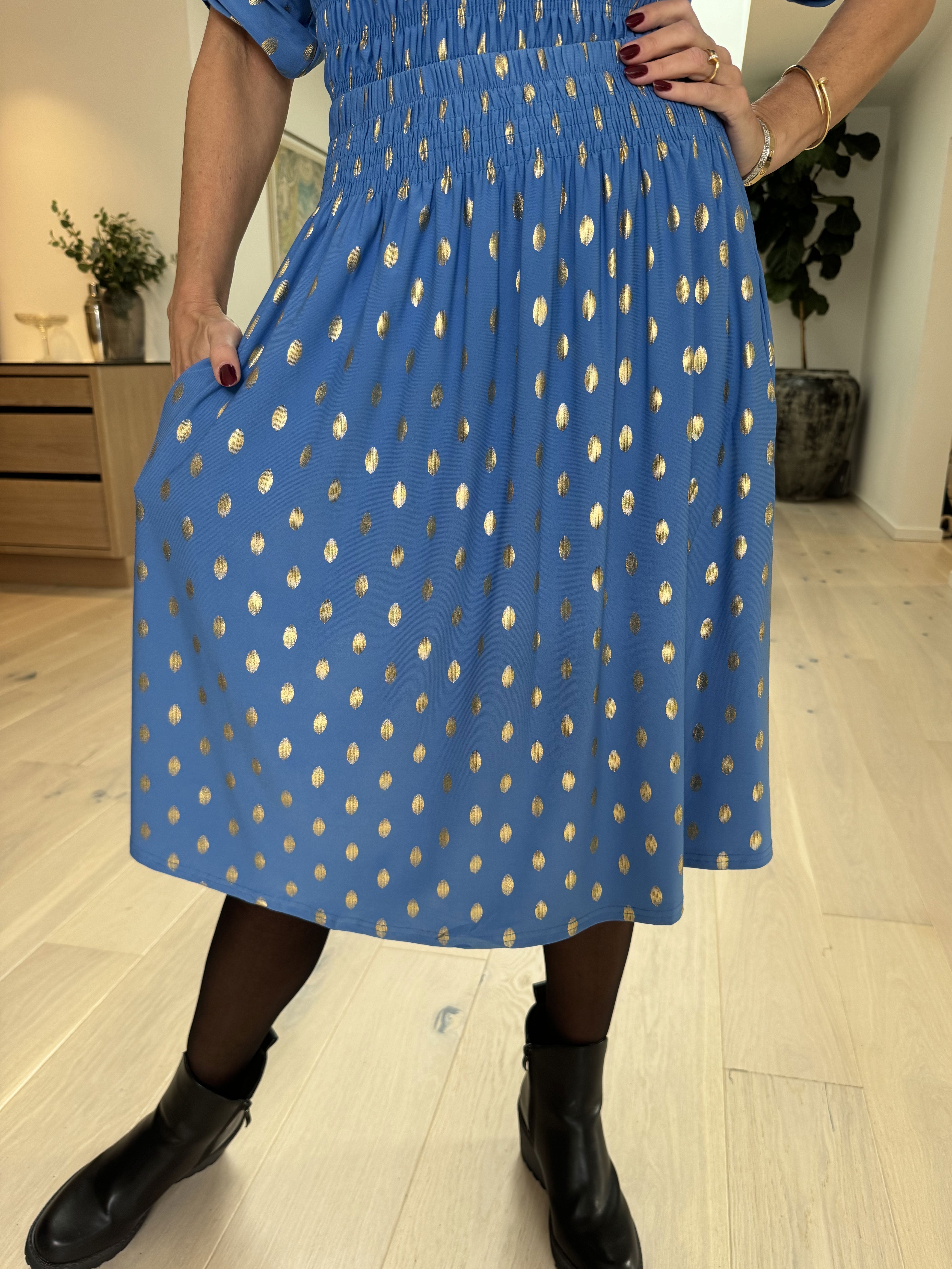 Pams Gold Dot Skirt - Kjol i skrynkelfritt tyg med fickor