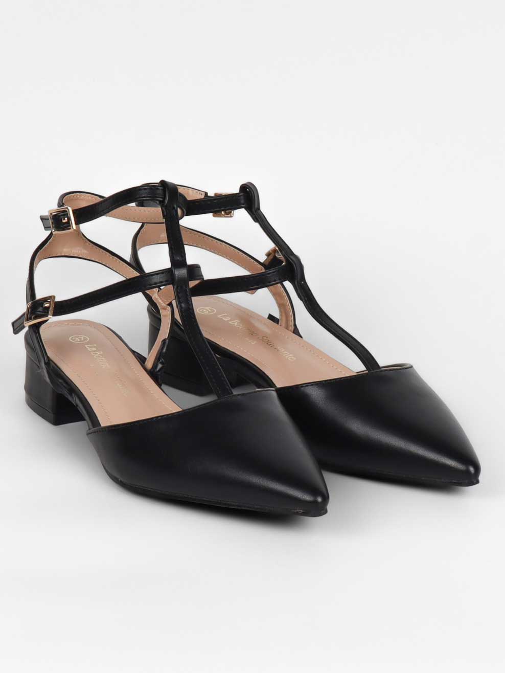 Stefani - Spetsig sandal med liten klack