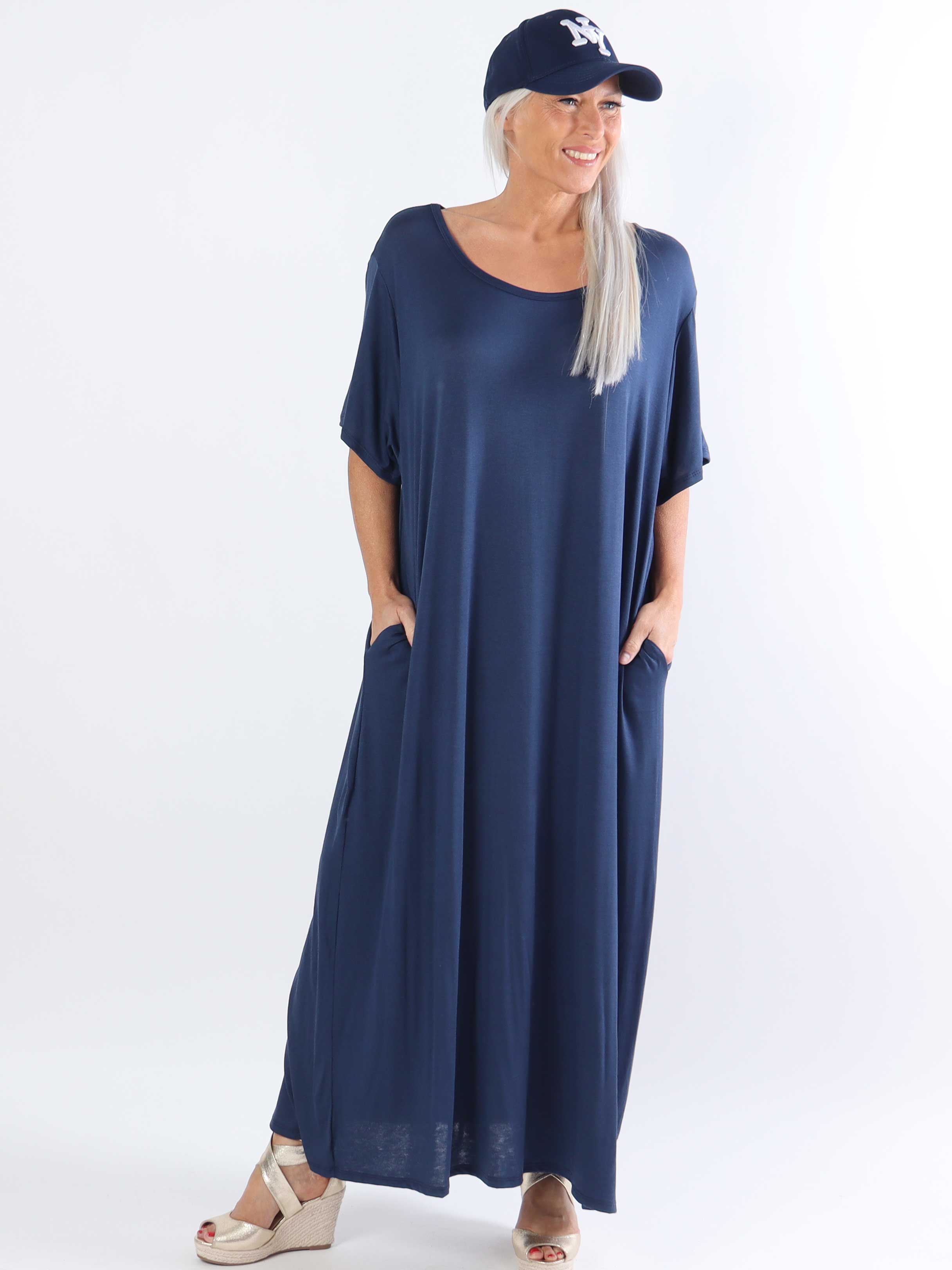 Abbie - Lång plus size t-shirtklänning i viskostyg som andas