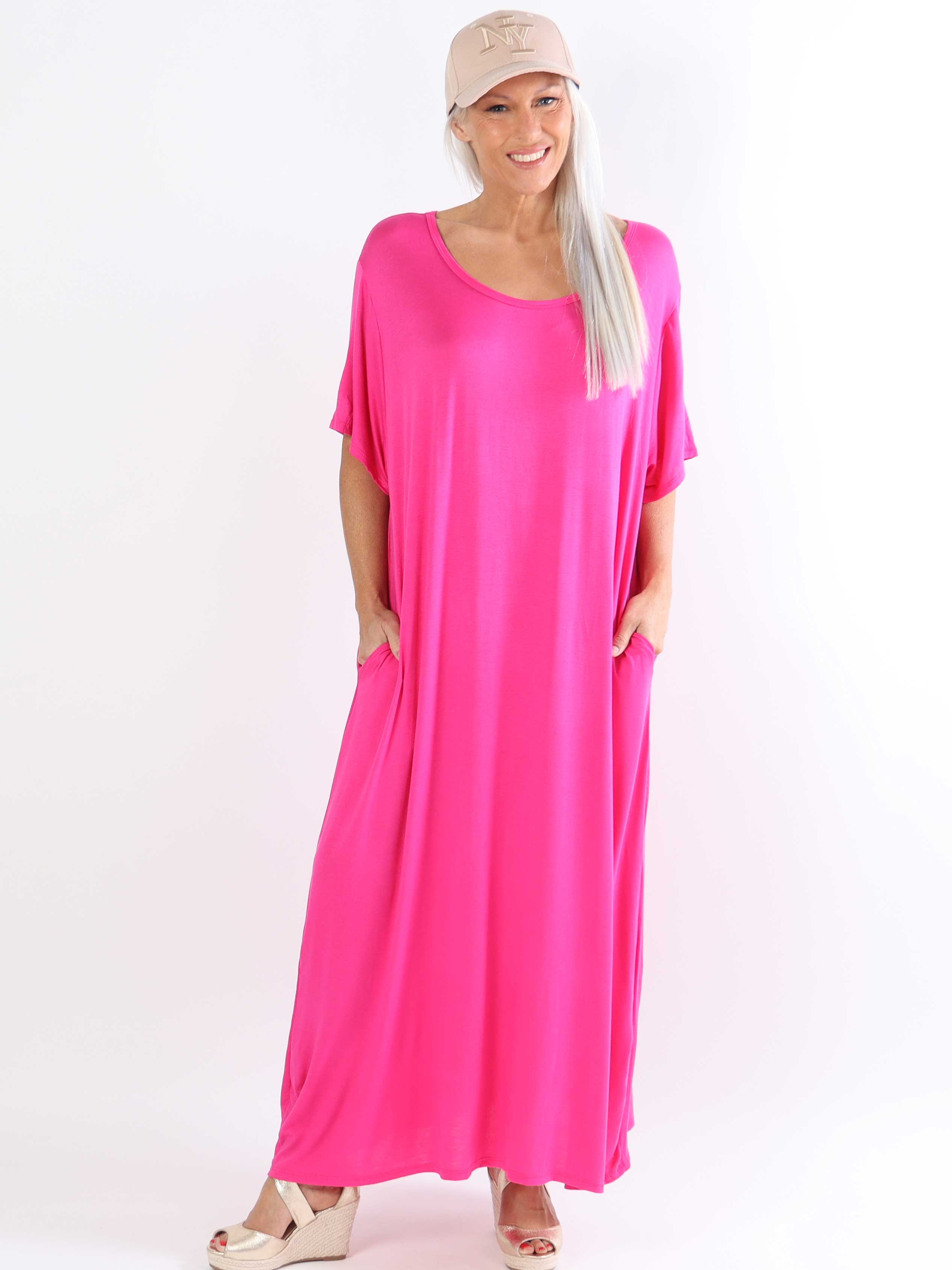 Abbie - Lång plus size t-shirtklänning i viskostyg som andas