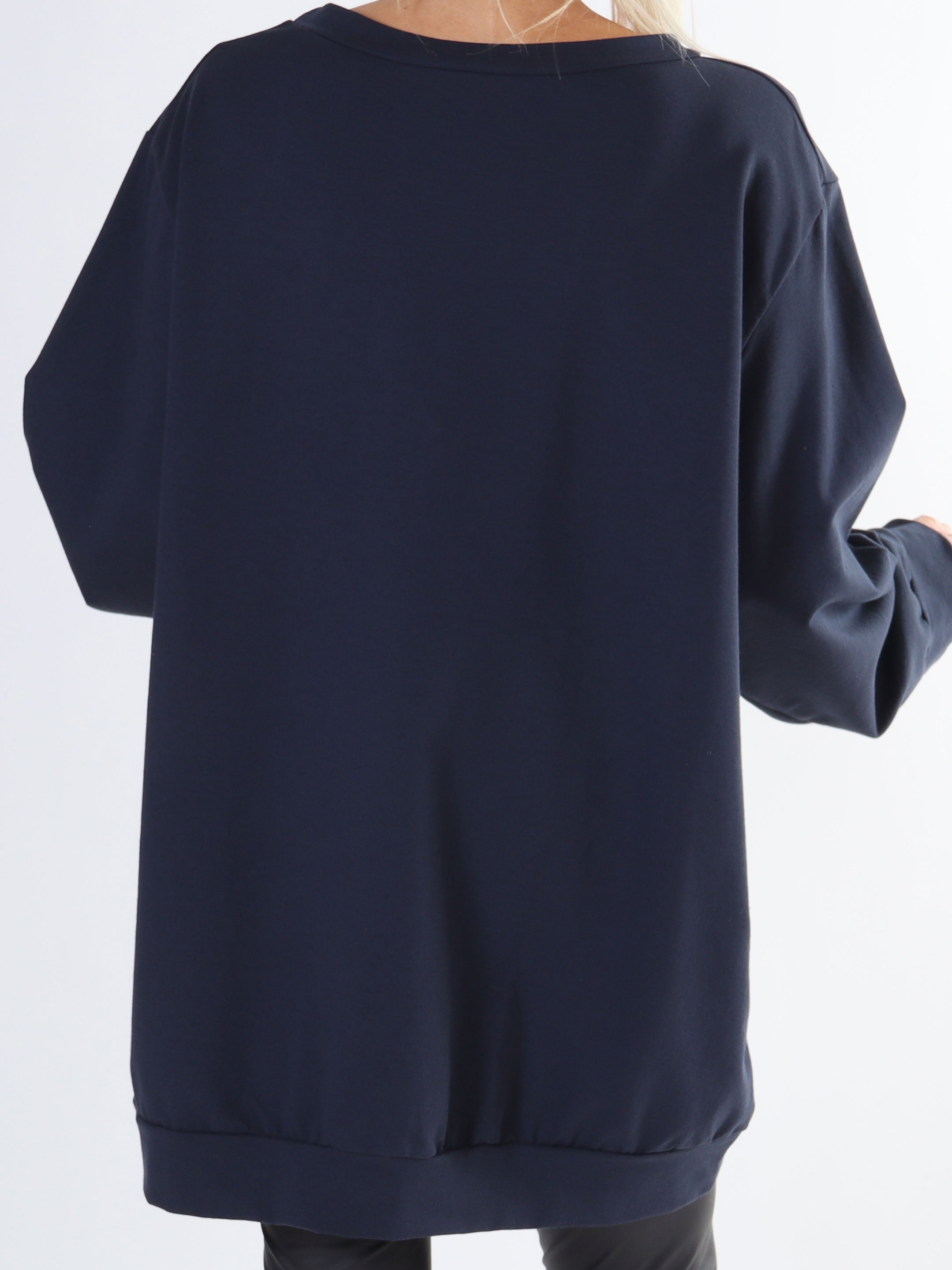 Abena - Sweatshirt i plus size med vogue på bröstet