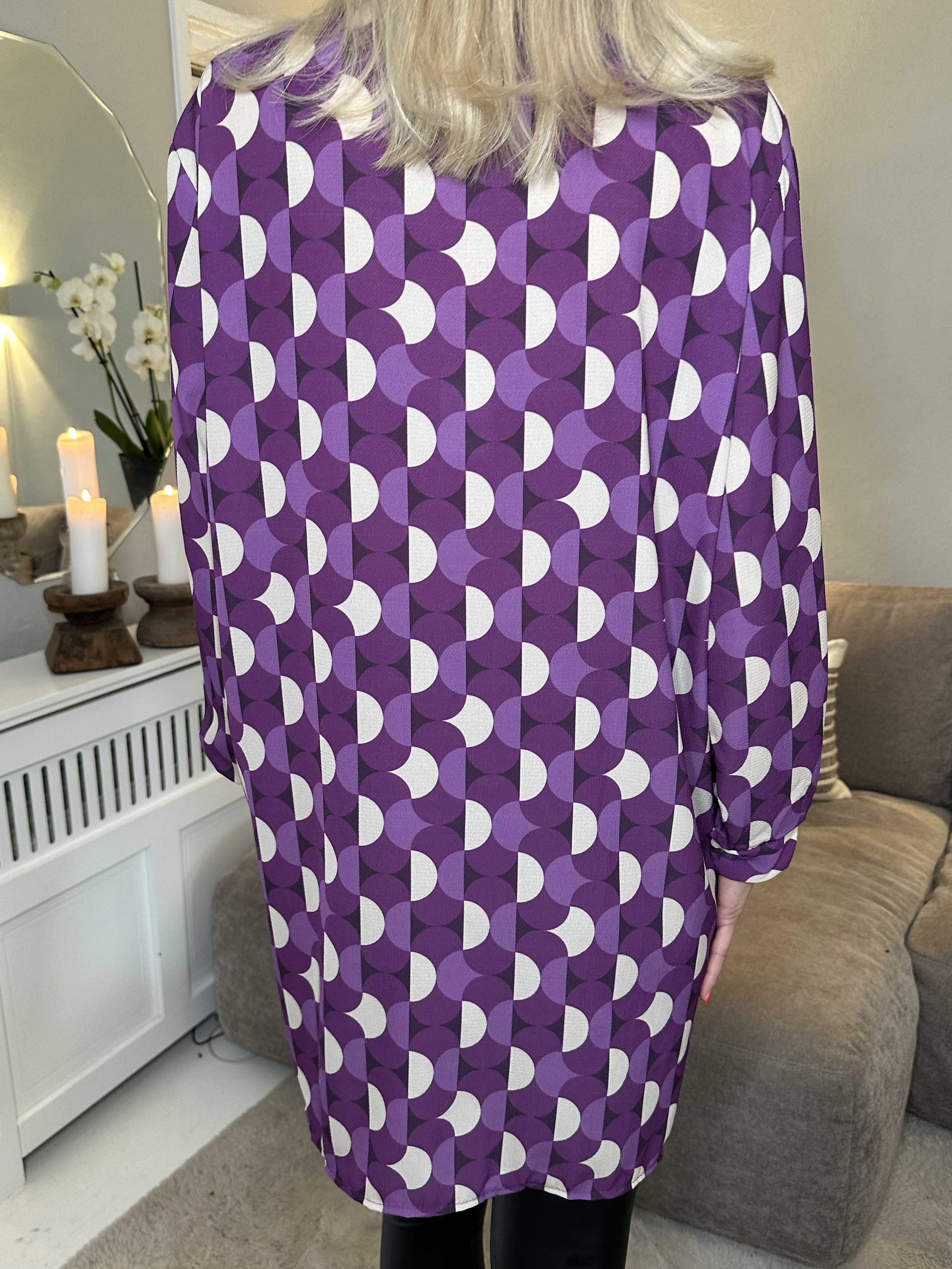 Abigail Pattern - Mönstrad skjortklänning