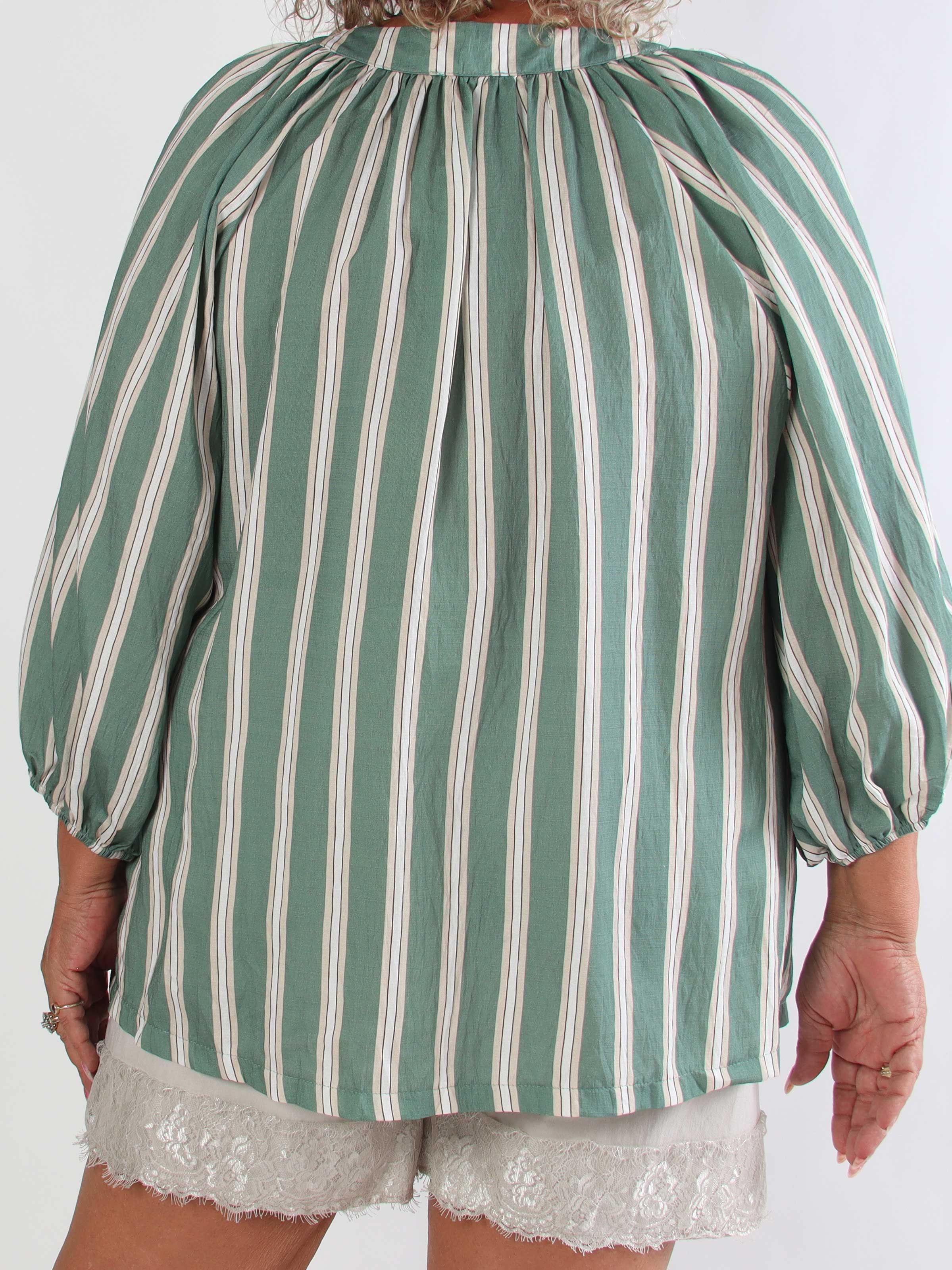 Amidala Shirt - Randig plus size tunika i en lätt viskosblandning med vackra ballongärmar