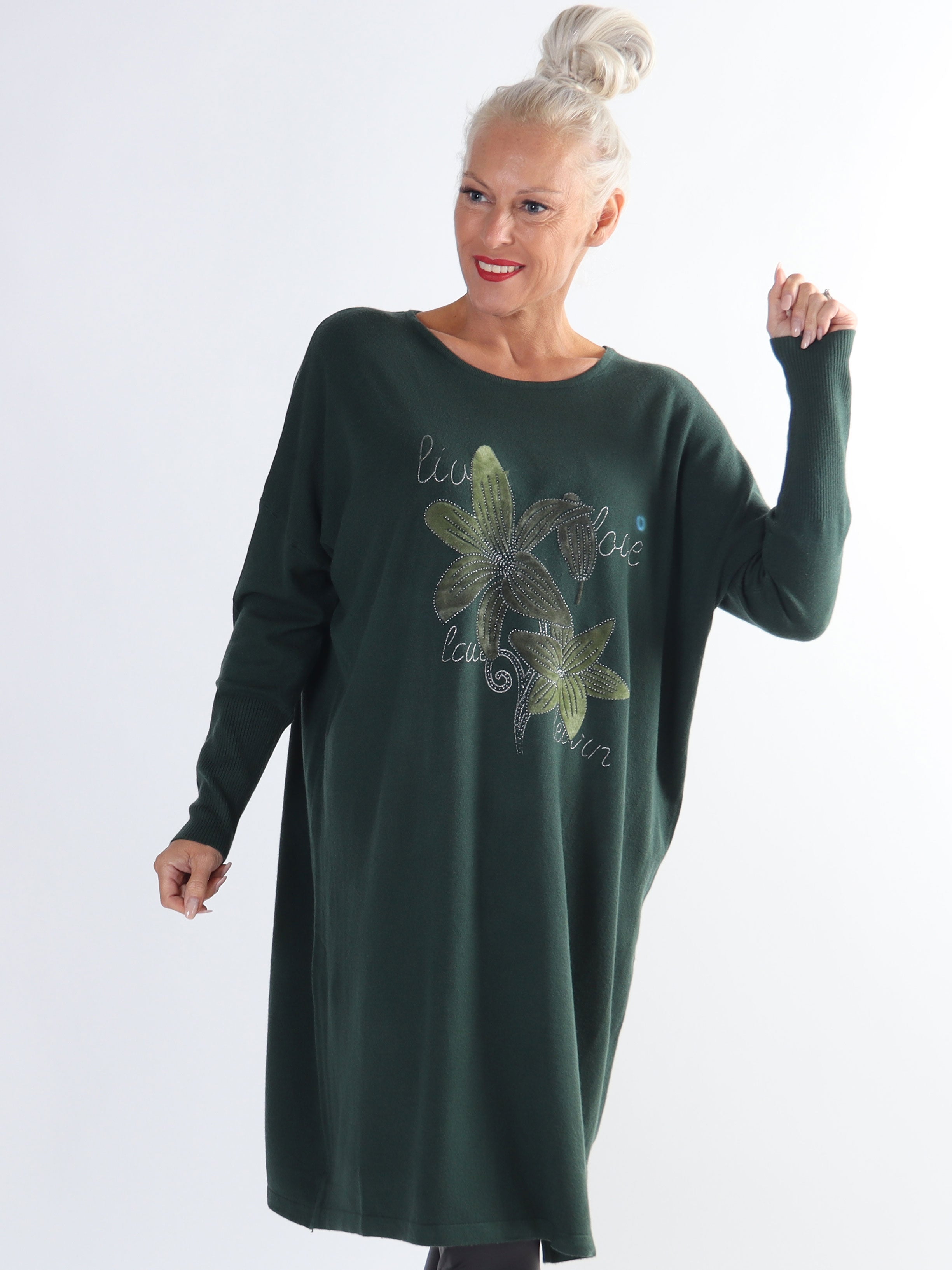 Amilie - Mjuk plus size klänning med blommigt tryck