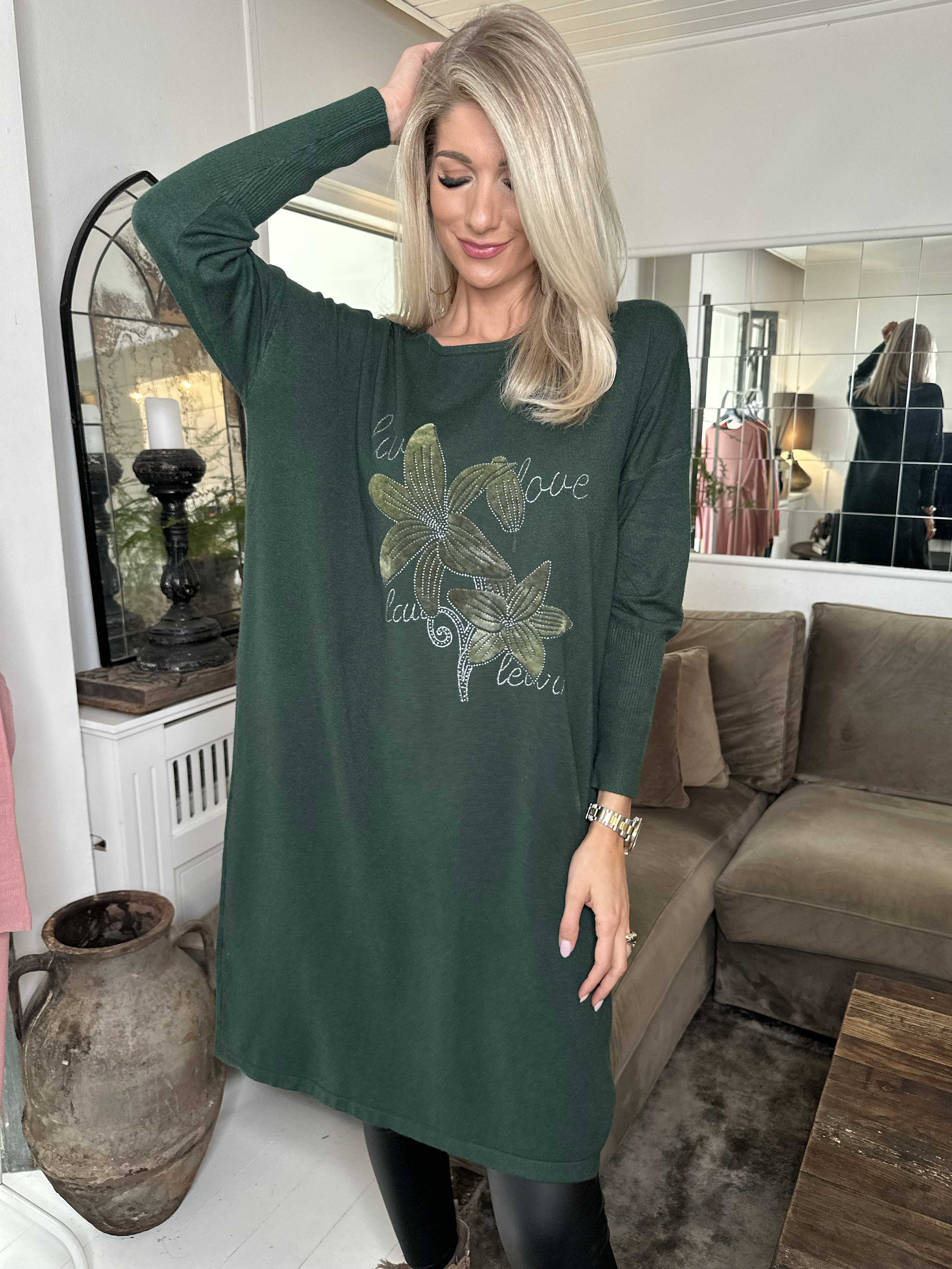 Amilie - Mjuk klänning med blommigt tryck