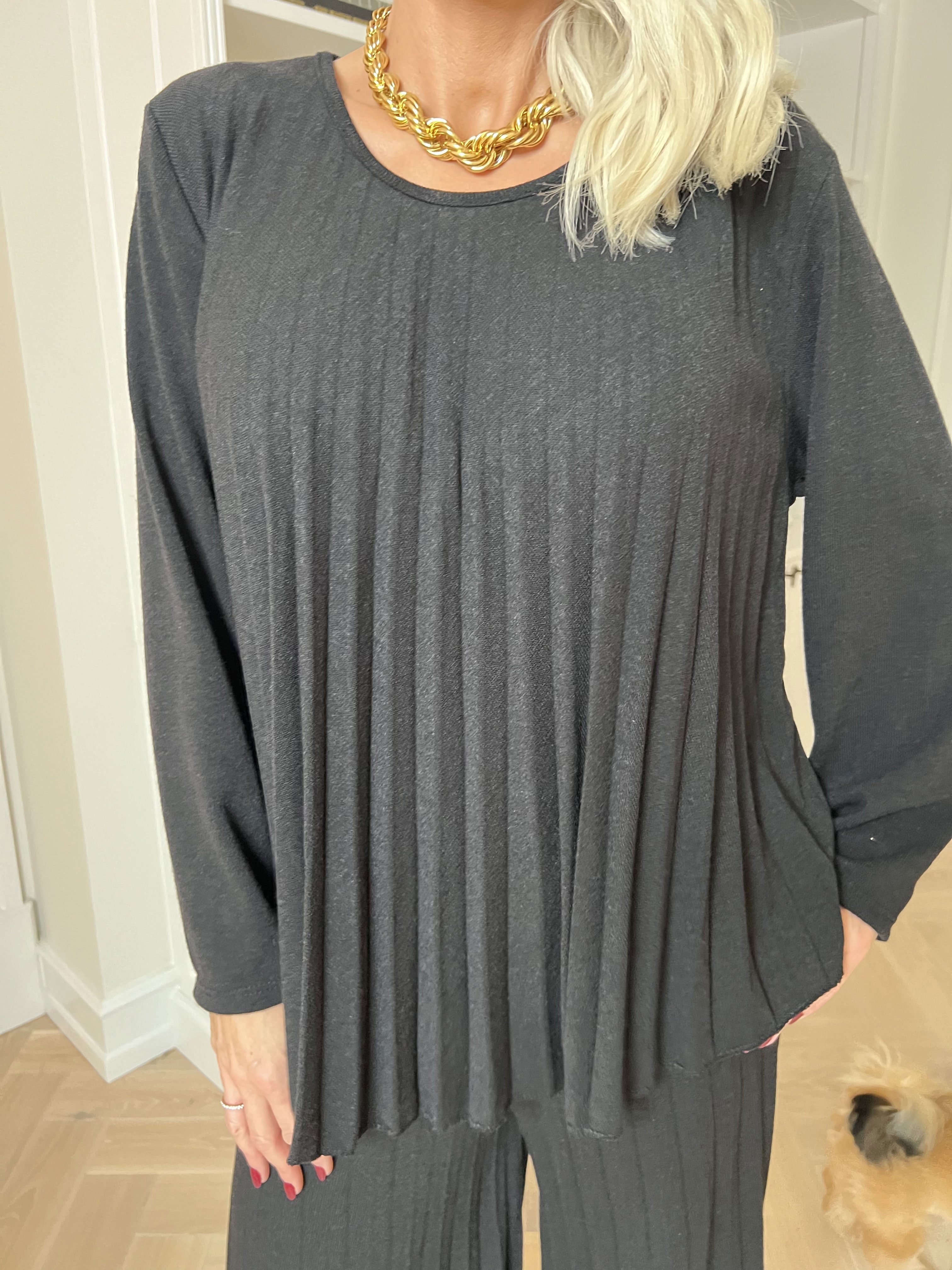Anita Shirt - Mjuk plisserad tröja i viskos och ull