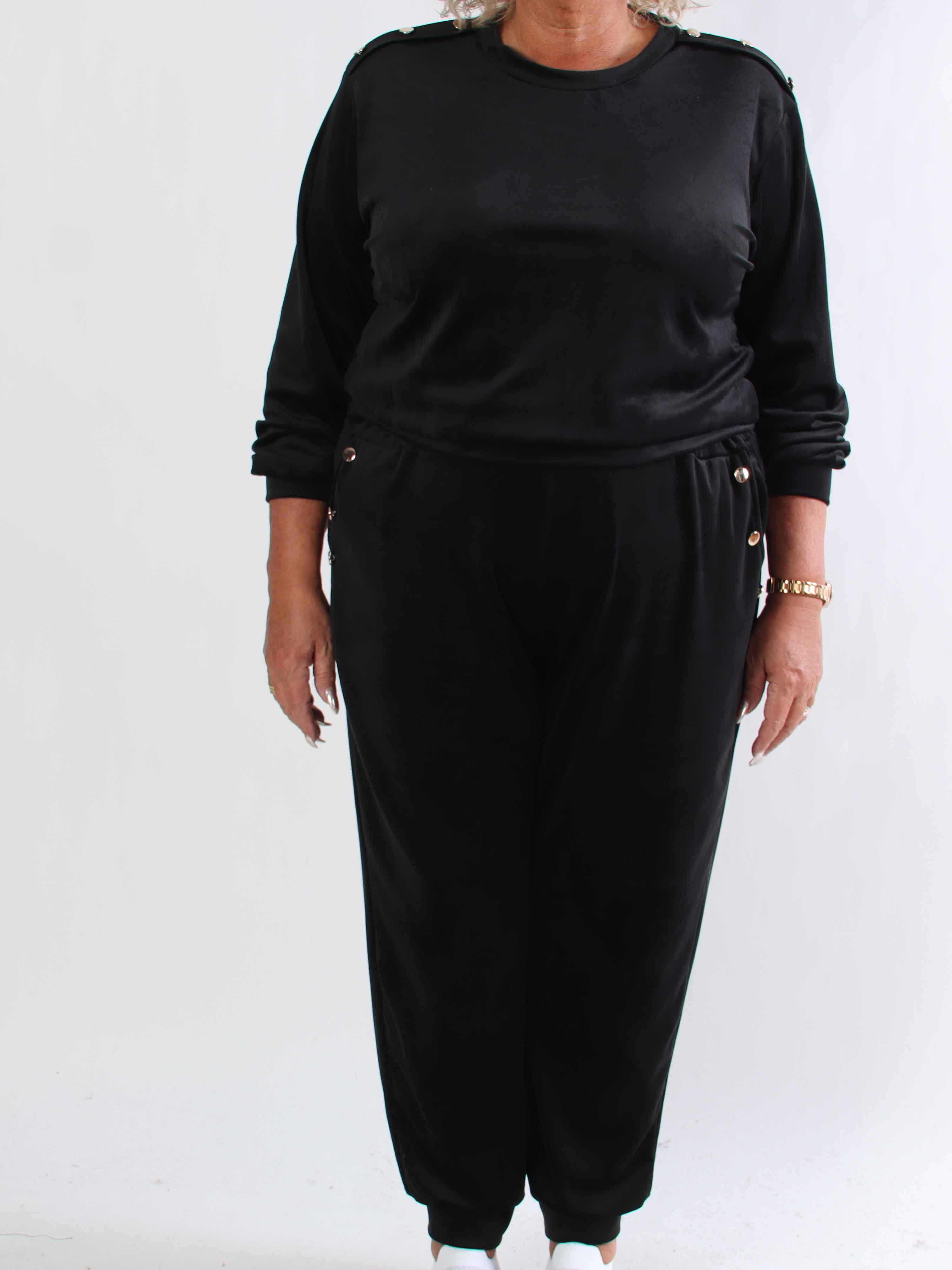 Arina - Plus size mjukisset i velour med guldknappar