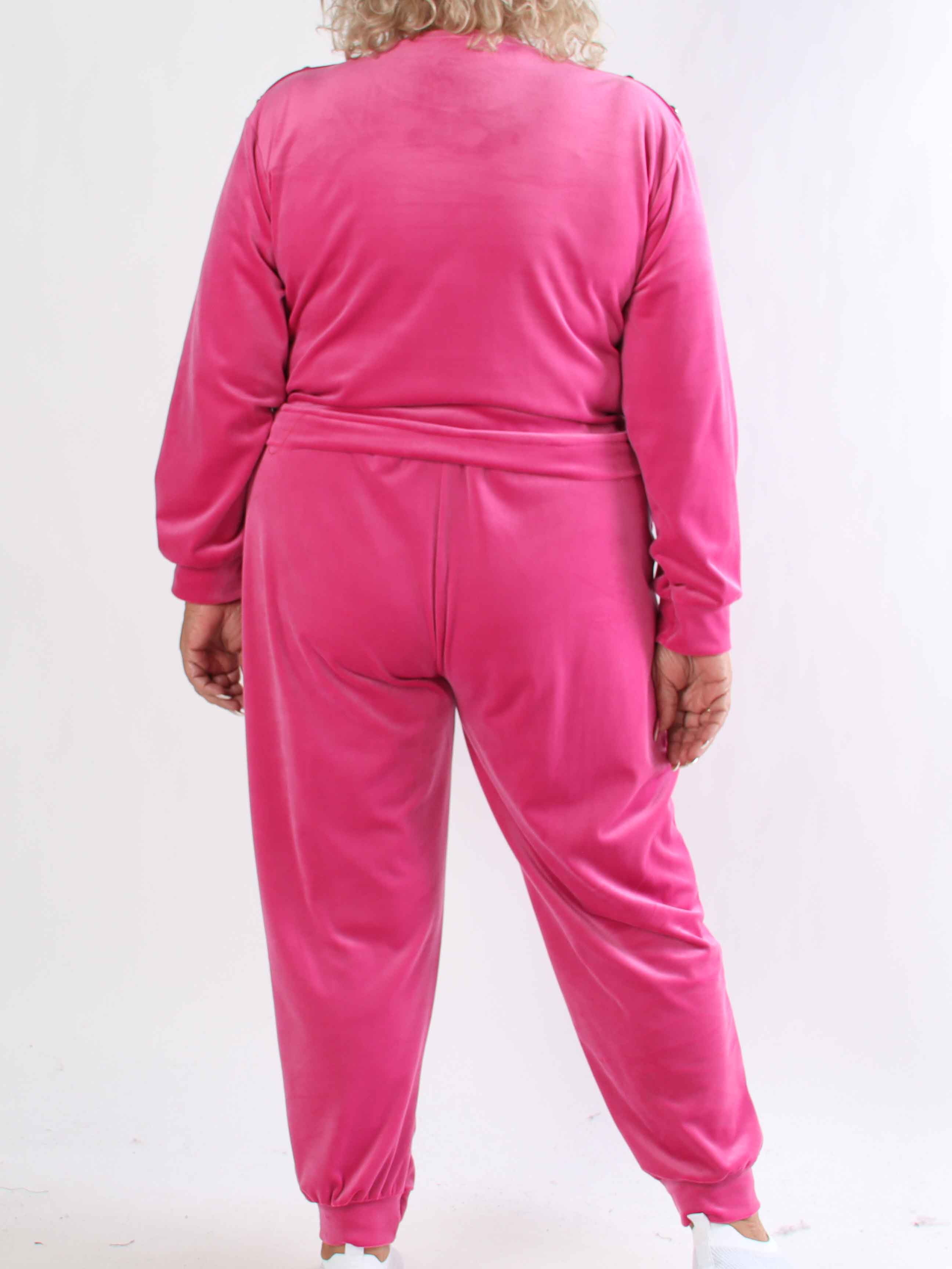 Arina - Plus size mjukisset i velour med guldknappar