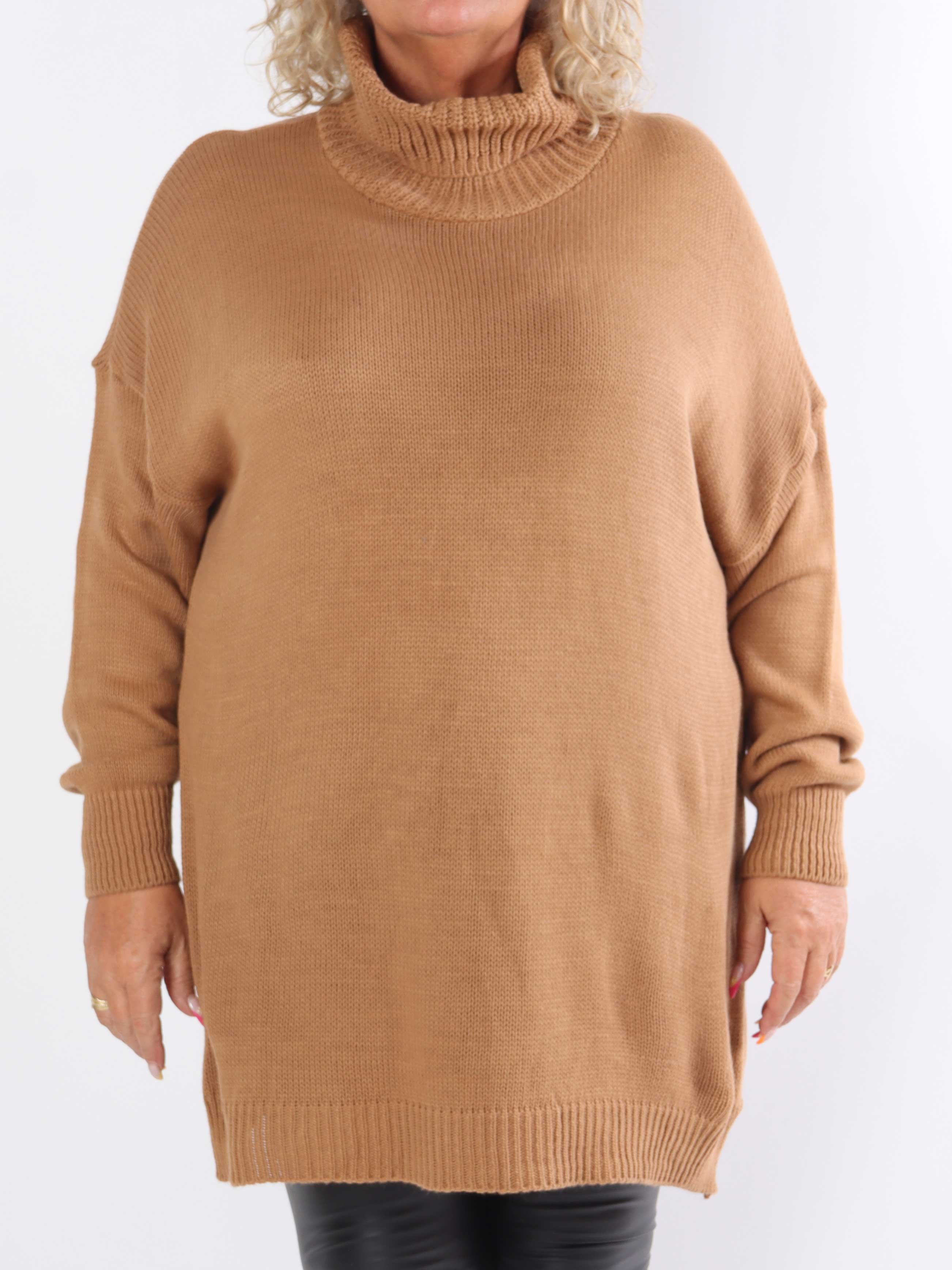 Blair - Enfärgad stickad klänning i plus size med polokrage