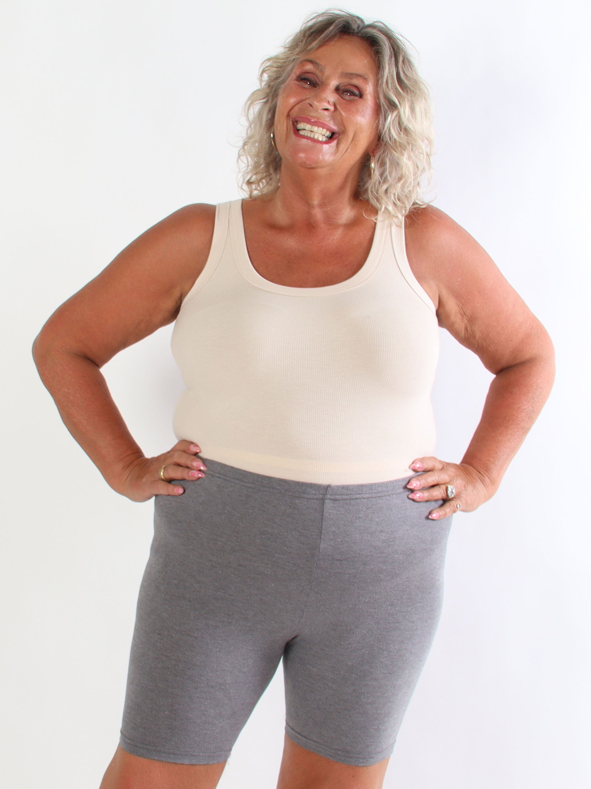 Caro - Bløde plus size cykelshorts i viskose