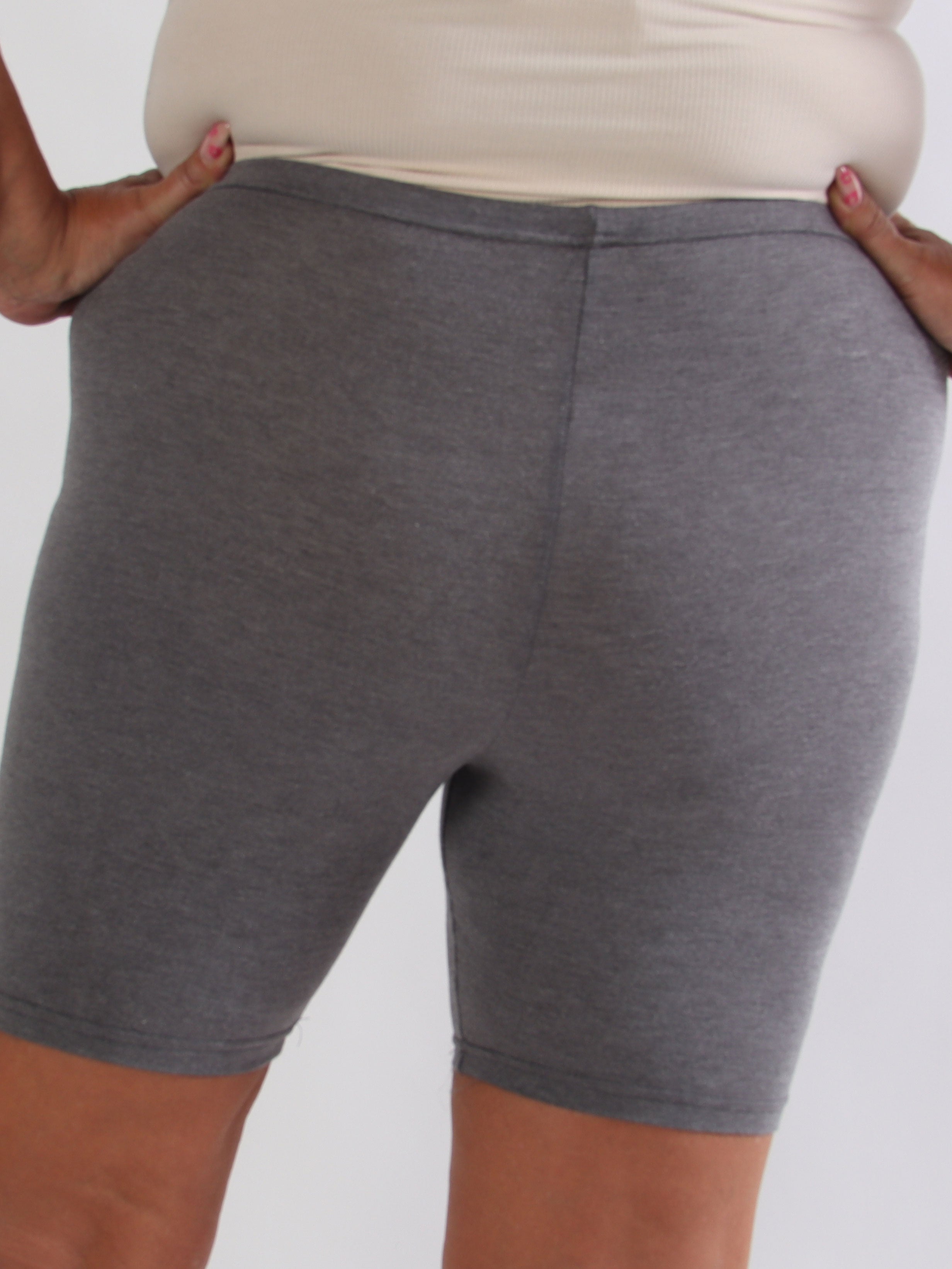 Caro - Bløde plus size cykelshorts i viskose