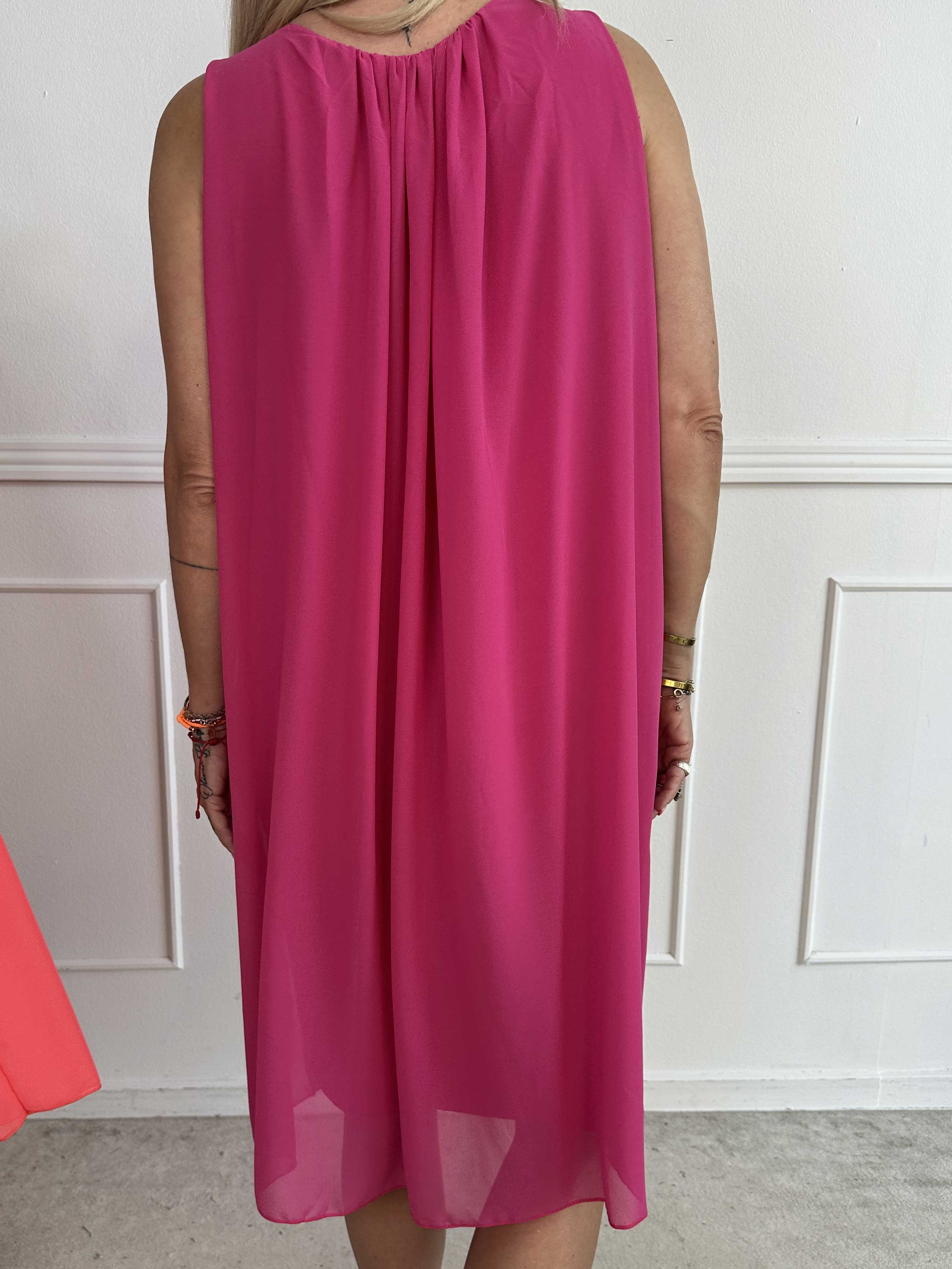 Chanelli - Sød kjole med chiffon flæselag