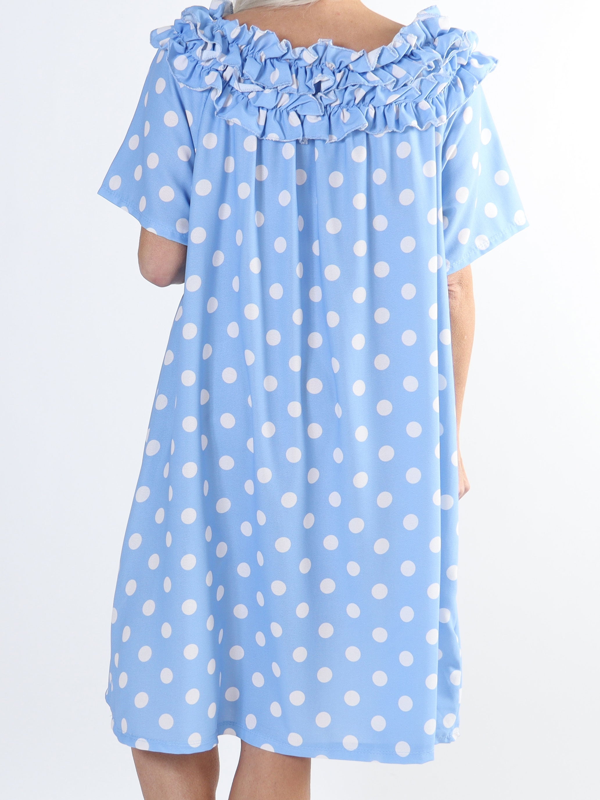 Chili Sleeveless Dress Dot - Plus size-klänning med prickar och volanger