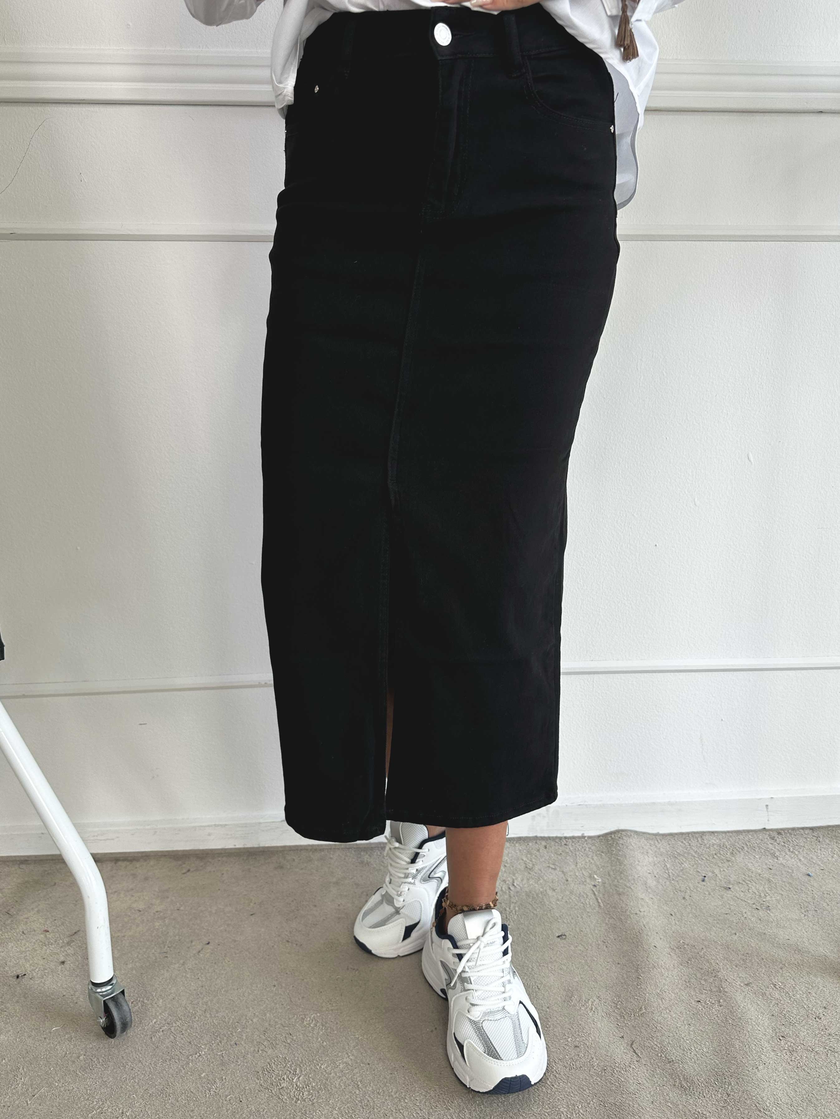 Chloe Denim - Söt kjol med slits