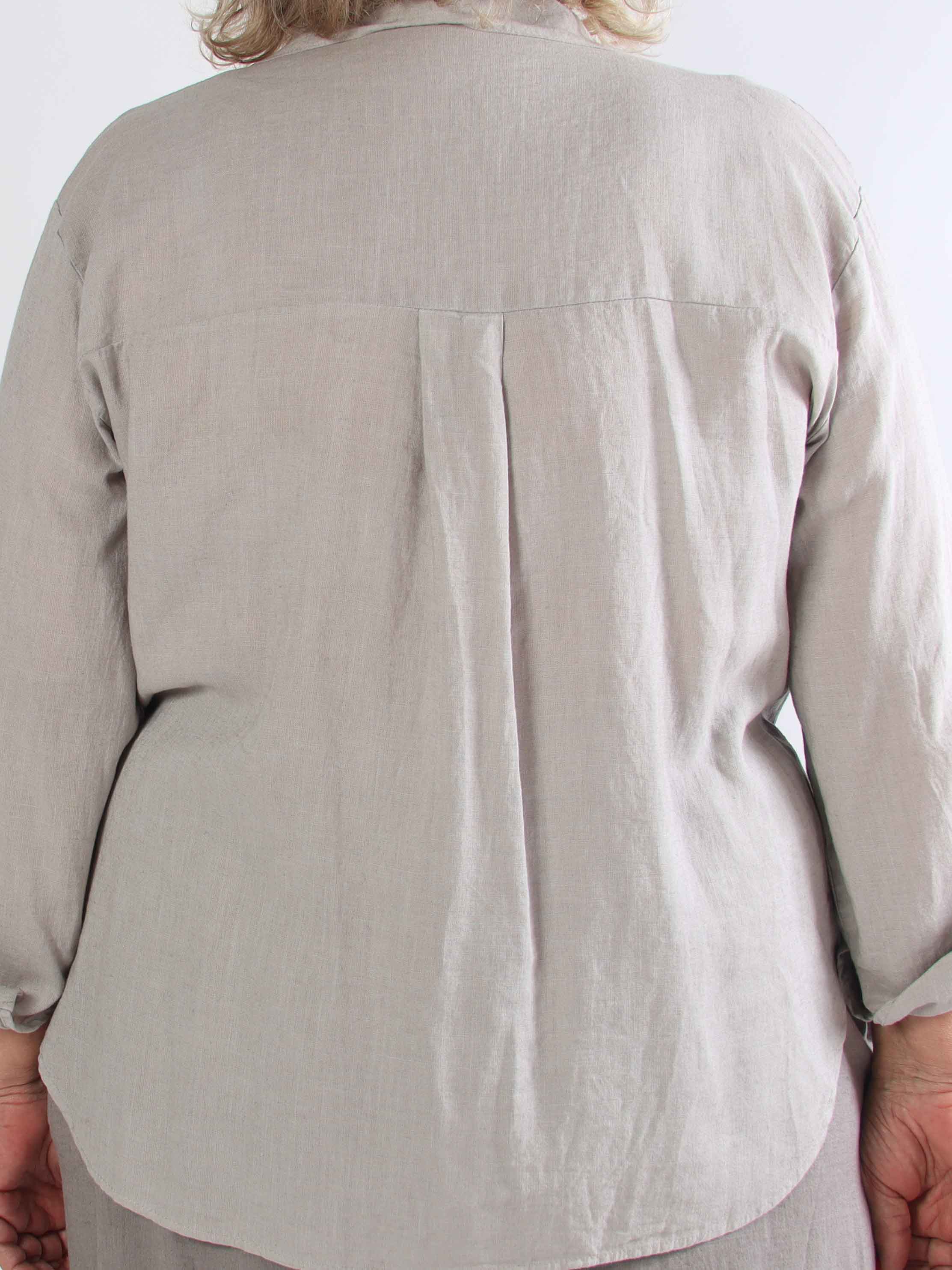 Clara Shirt - Enfärgad plus size skjorta i viskos och linne
