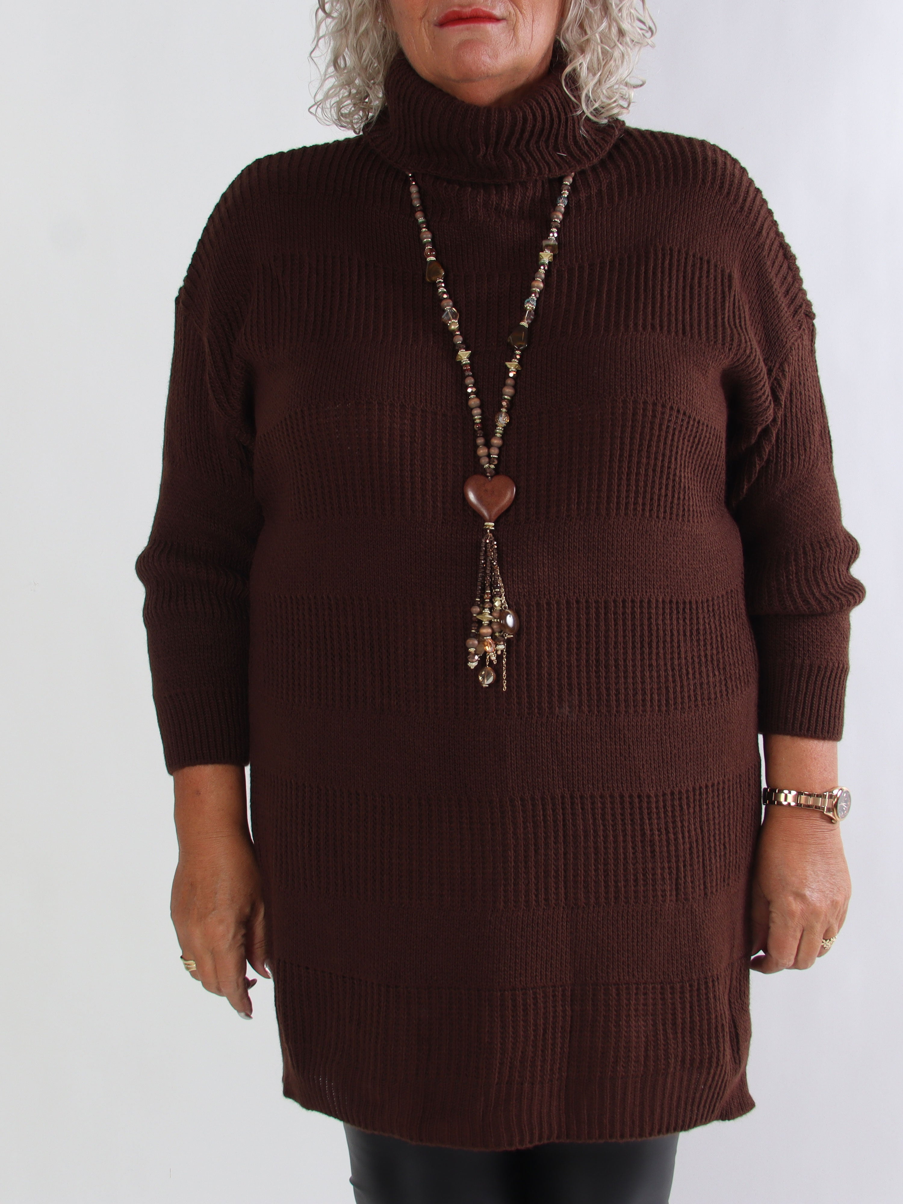 Dagmar - Stickad plus size klänning med polokrage