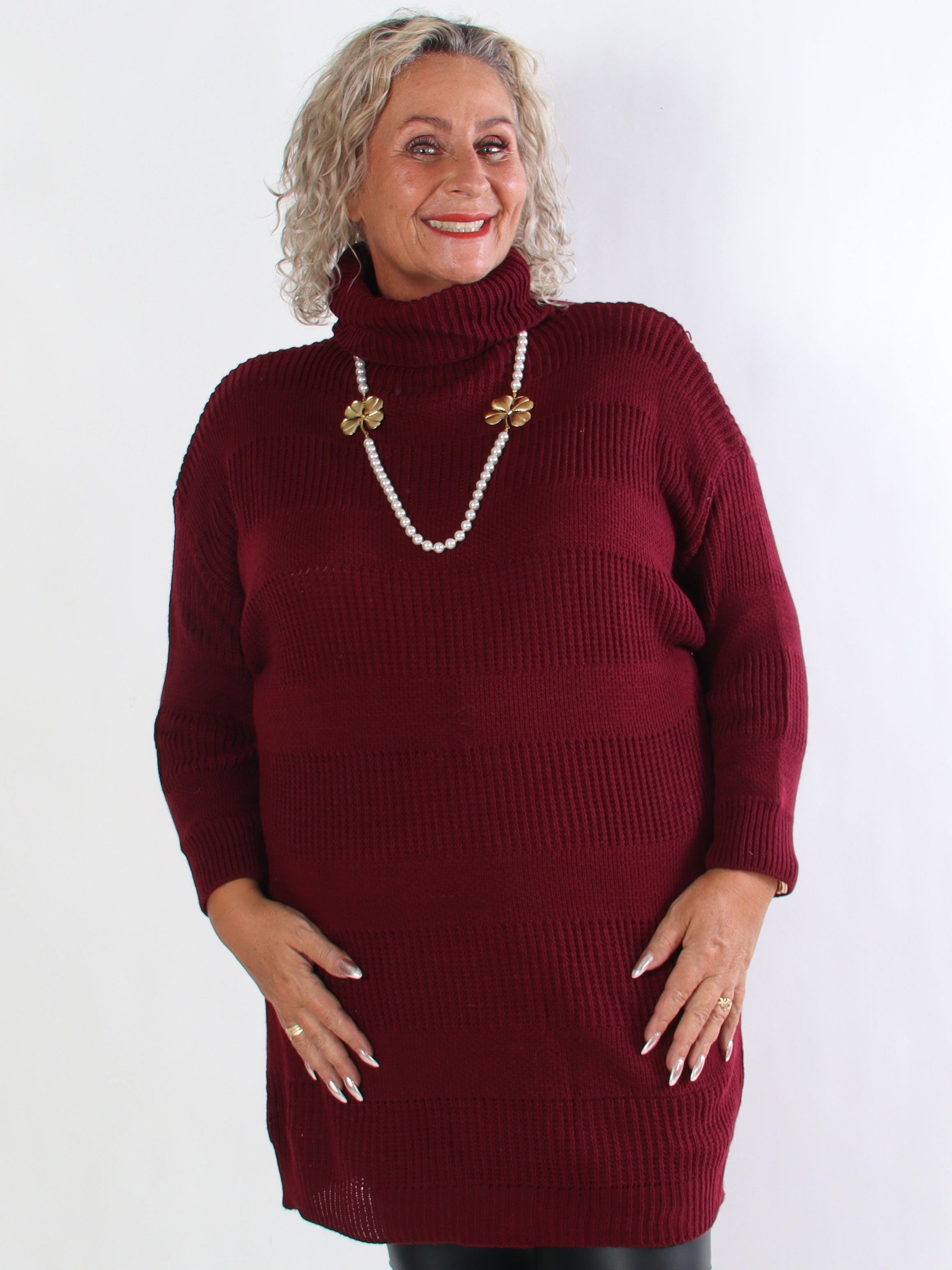 Dagmar - Stickad plus size klänning med polokrage