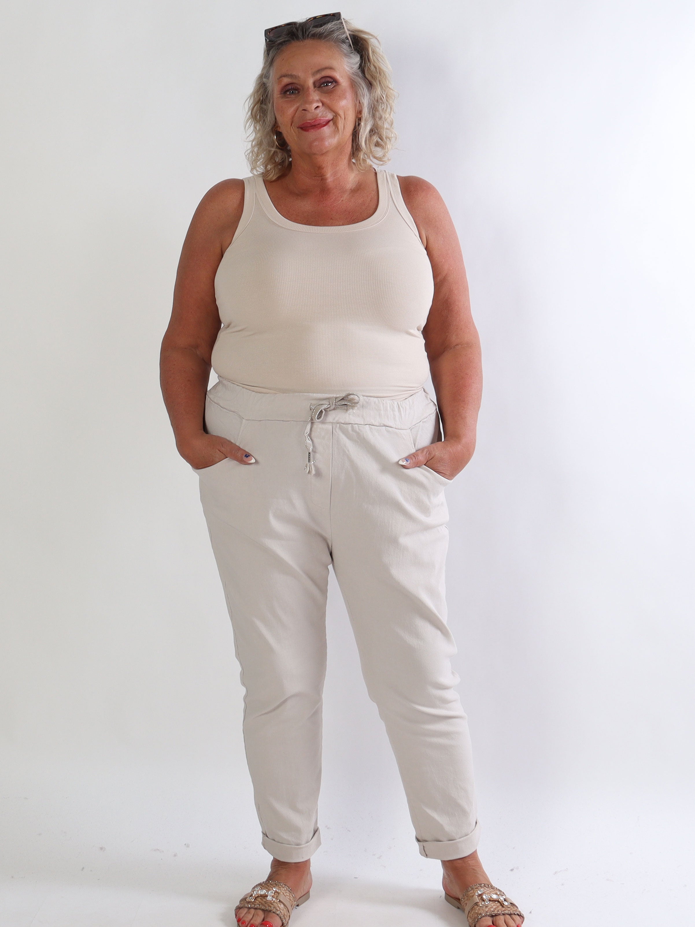 Dakota Plain - Plus size bukser i viskoseblanding med elastikkant og bindebånd i livet