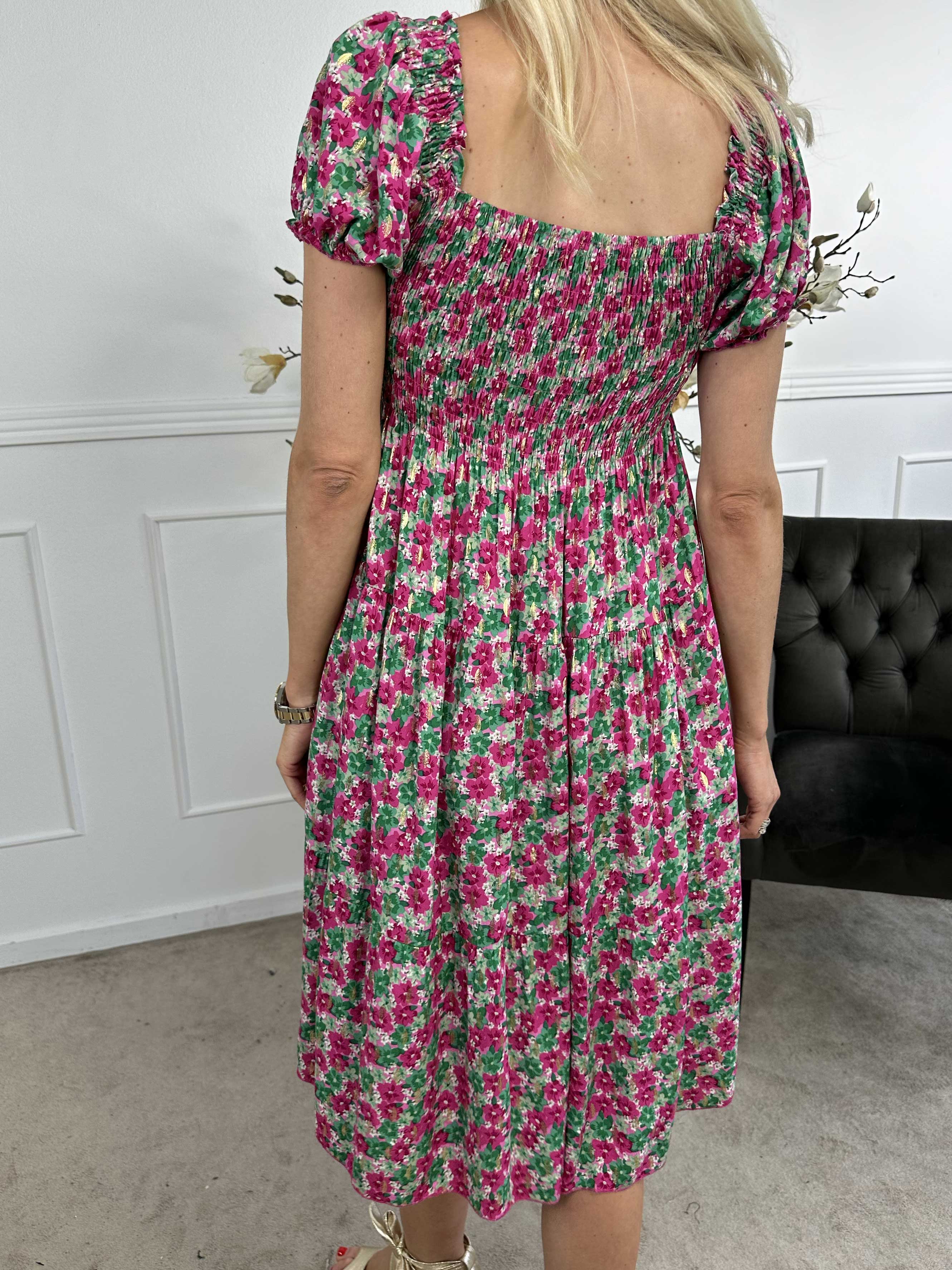 Daphne - Söt blommig sommarklänning med smockad byst