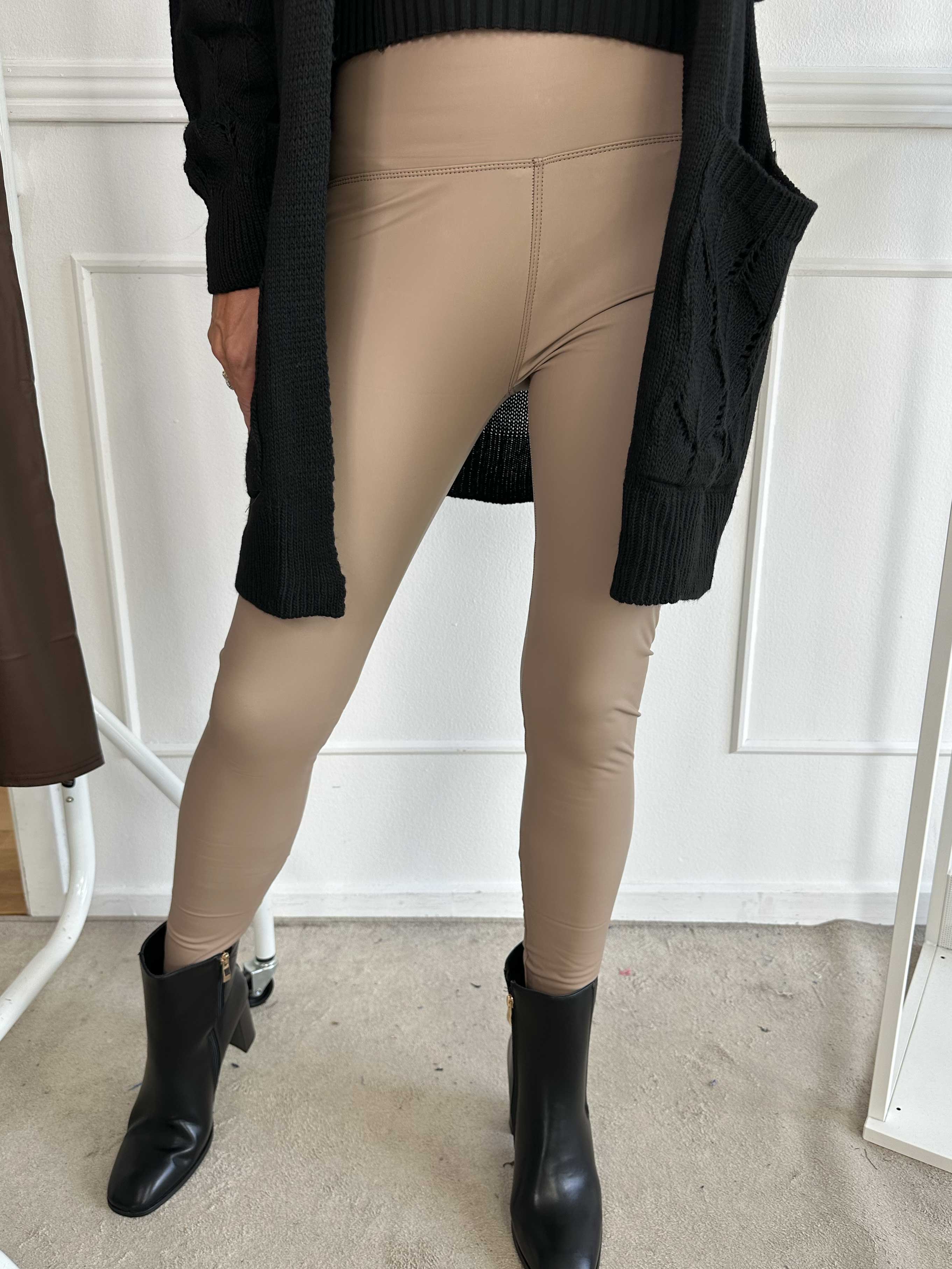 Dea - Leggings i läderlook med stretch