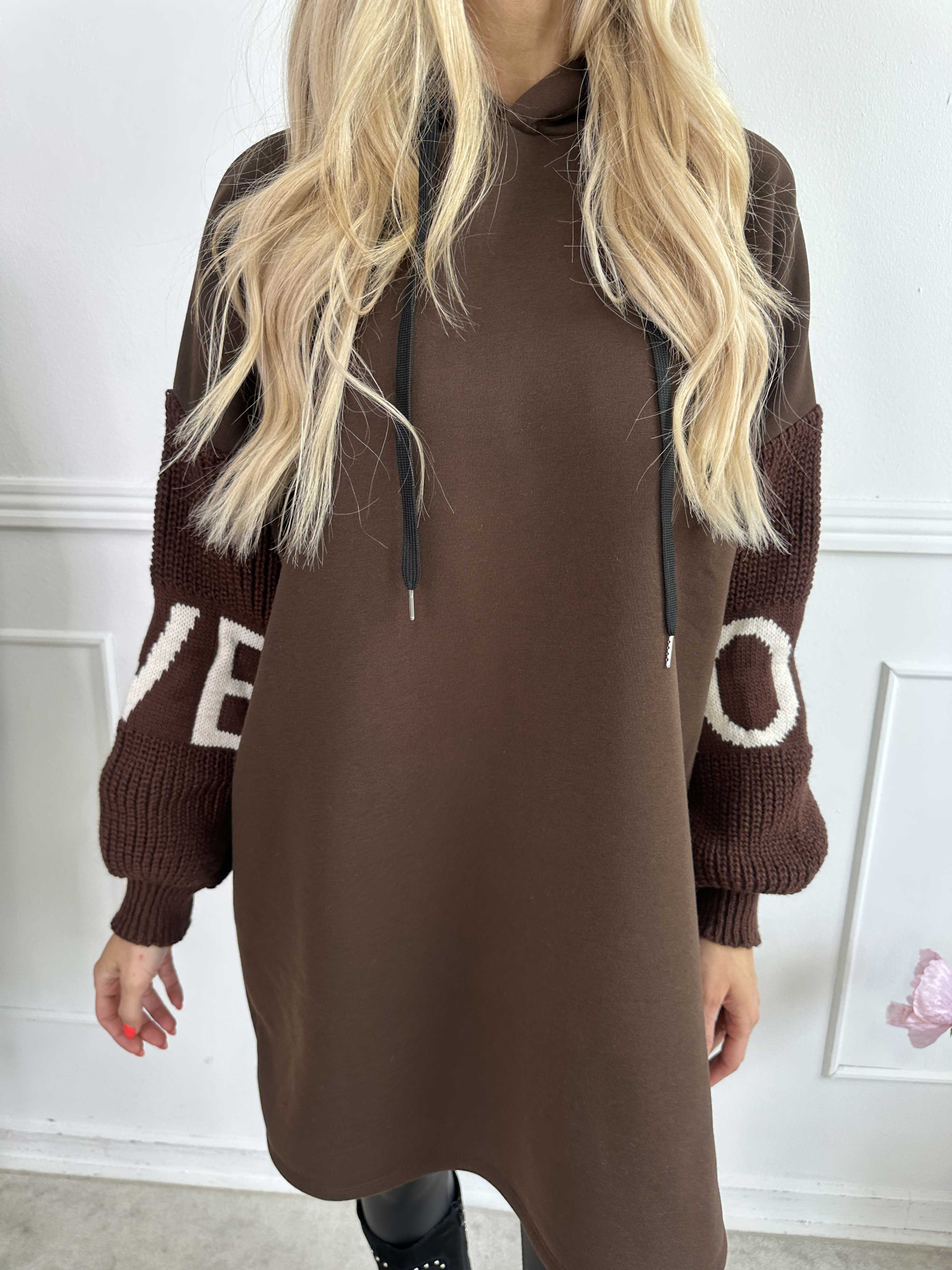 Debbie Hoodie - Oversized hoodie med stickade ärmar