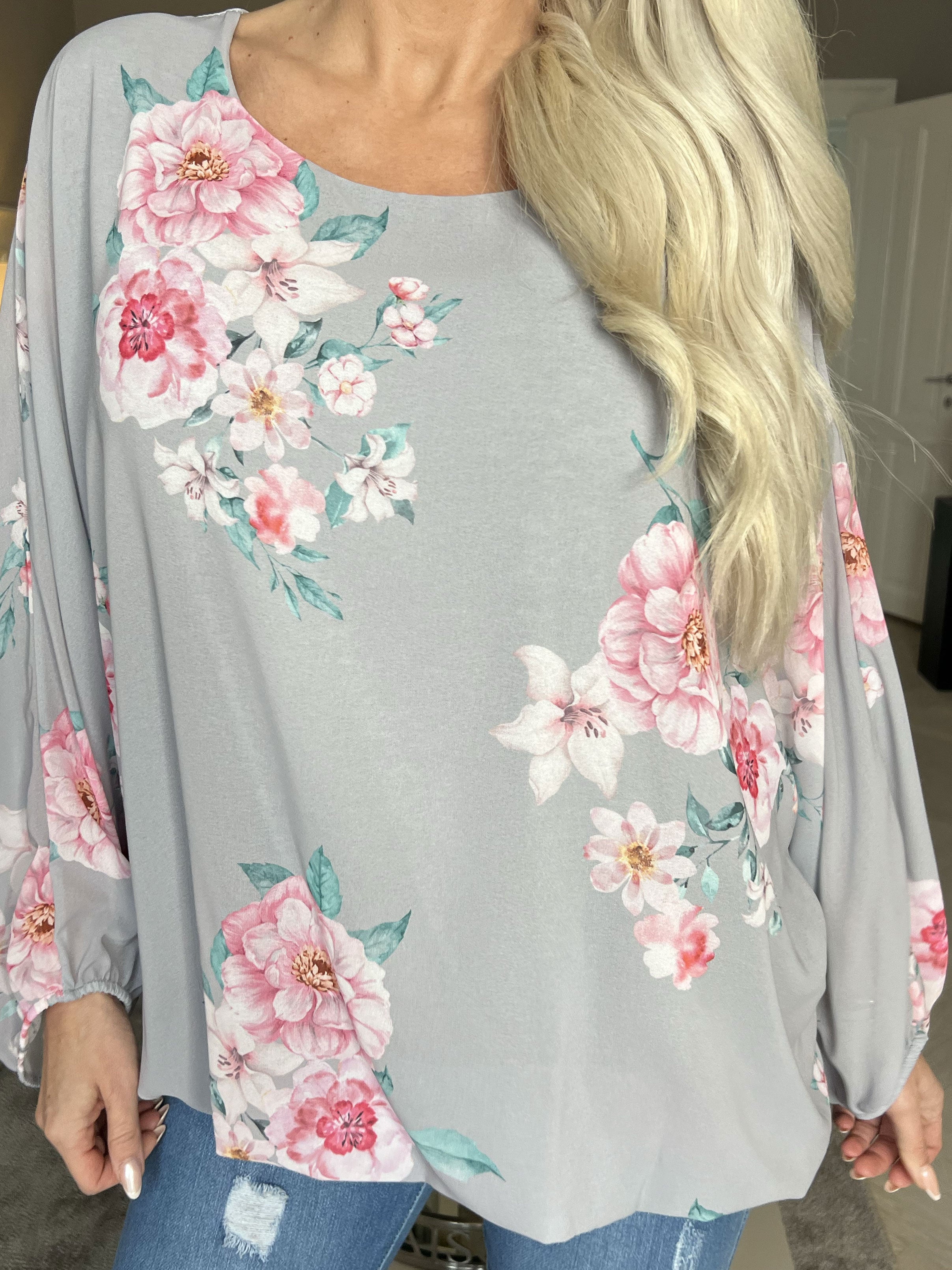 Destiny Rose - Blus i chiffong med bondrosor