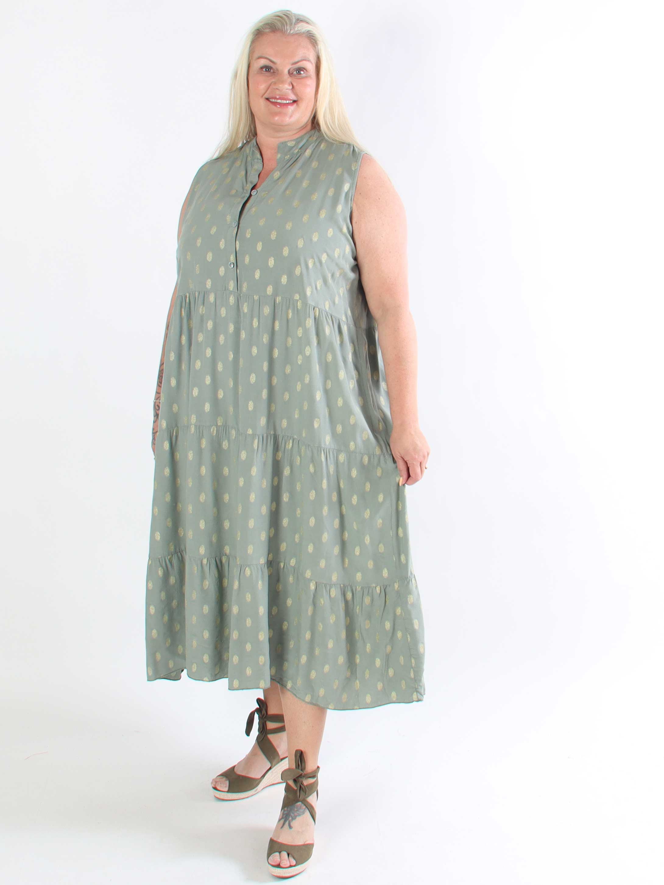 Dotti Gold Sleeveless - Plus size klänning med lager på lager look i viskos