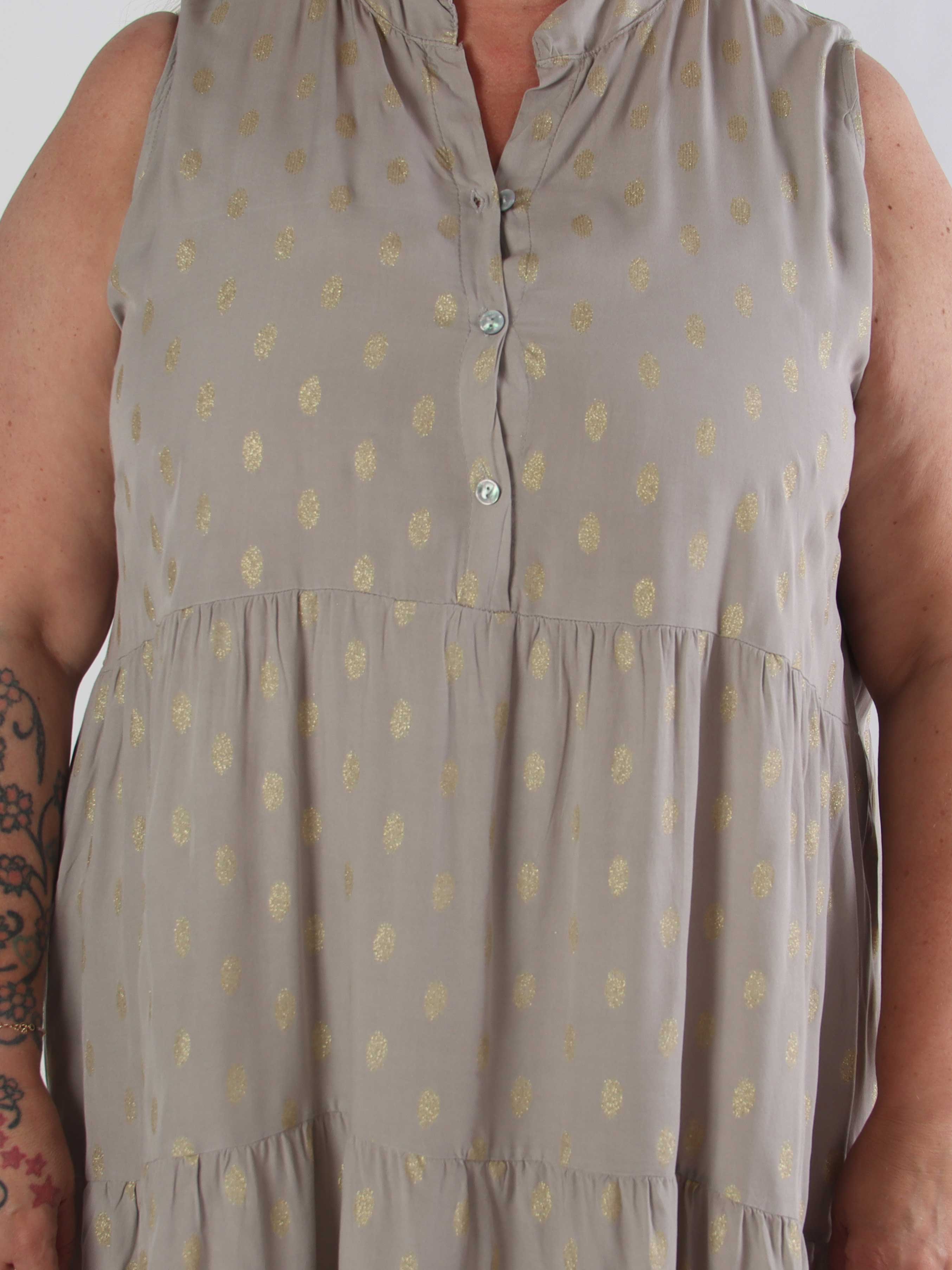 Dotti Gold Sleeveless - Plus size klänning med lager på lager look i viskos