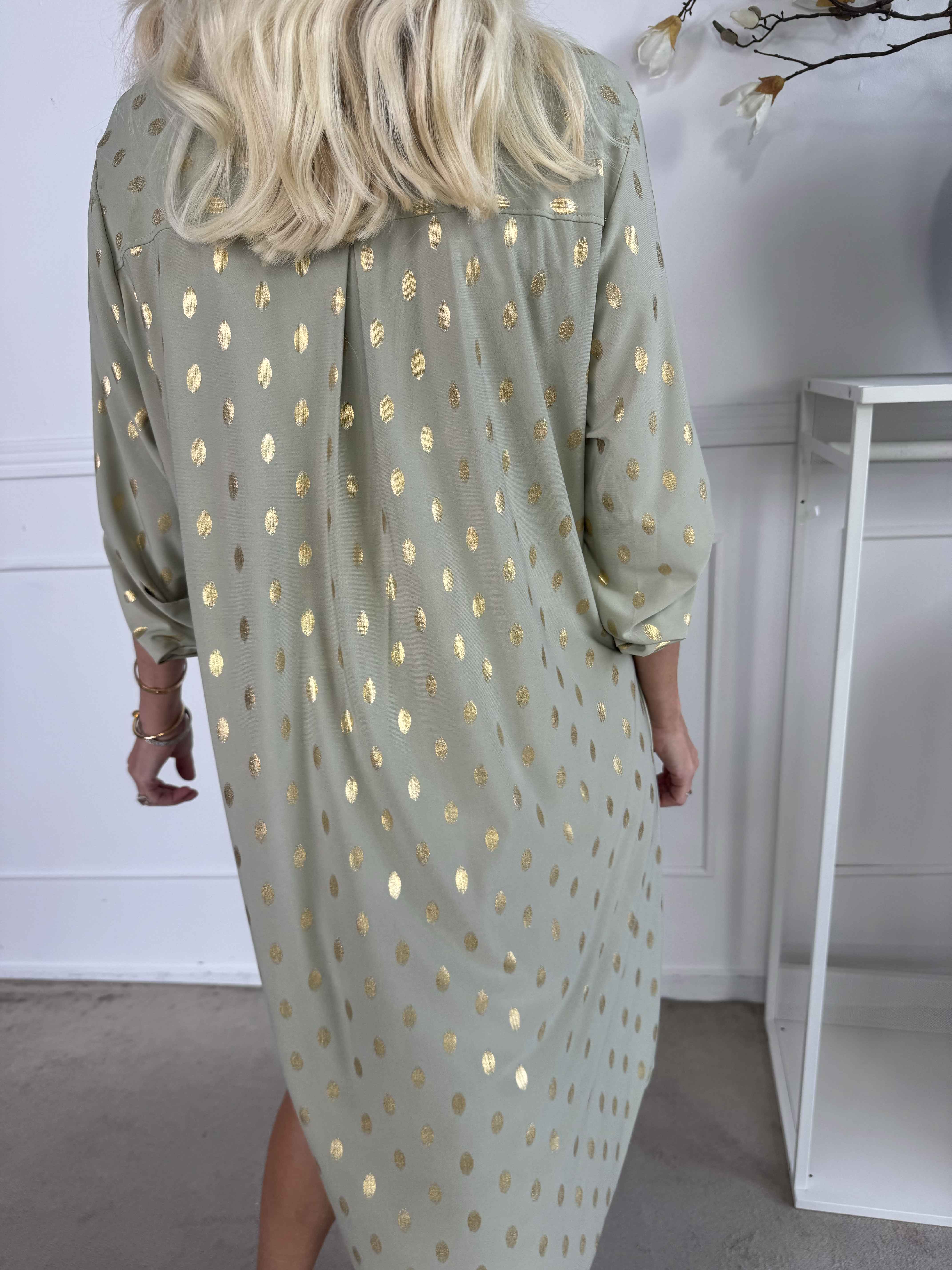 Ebba Gold Long - Elastisk klänning med guldprickar