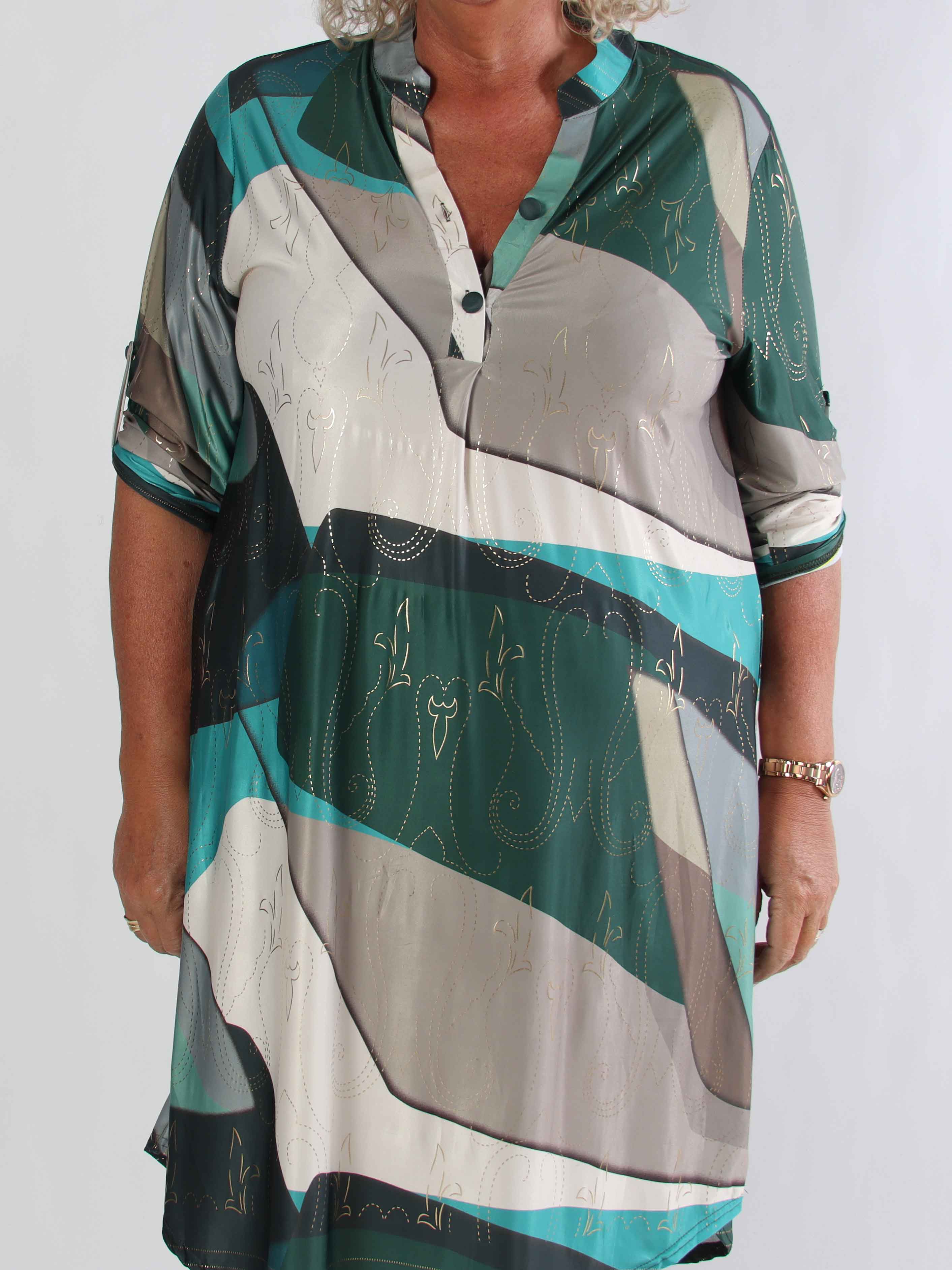 Ebba Abstract Long - Elastisk plus size klänning med fint guldmönster