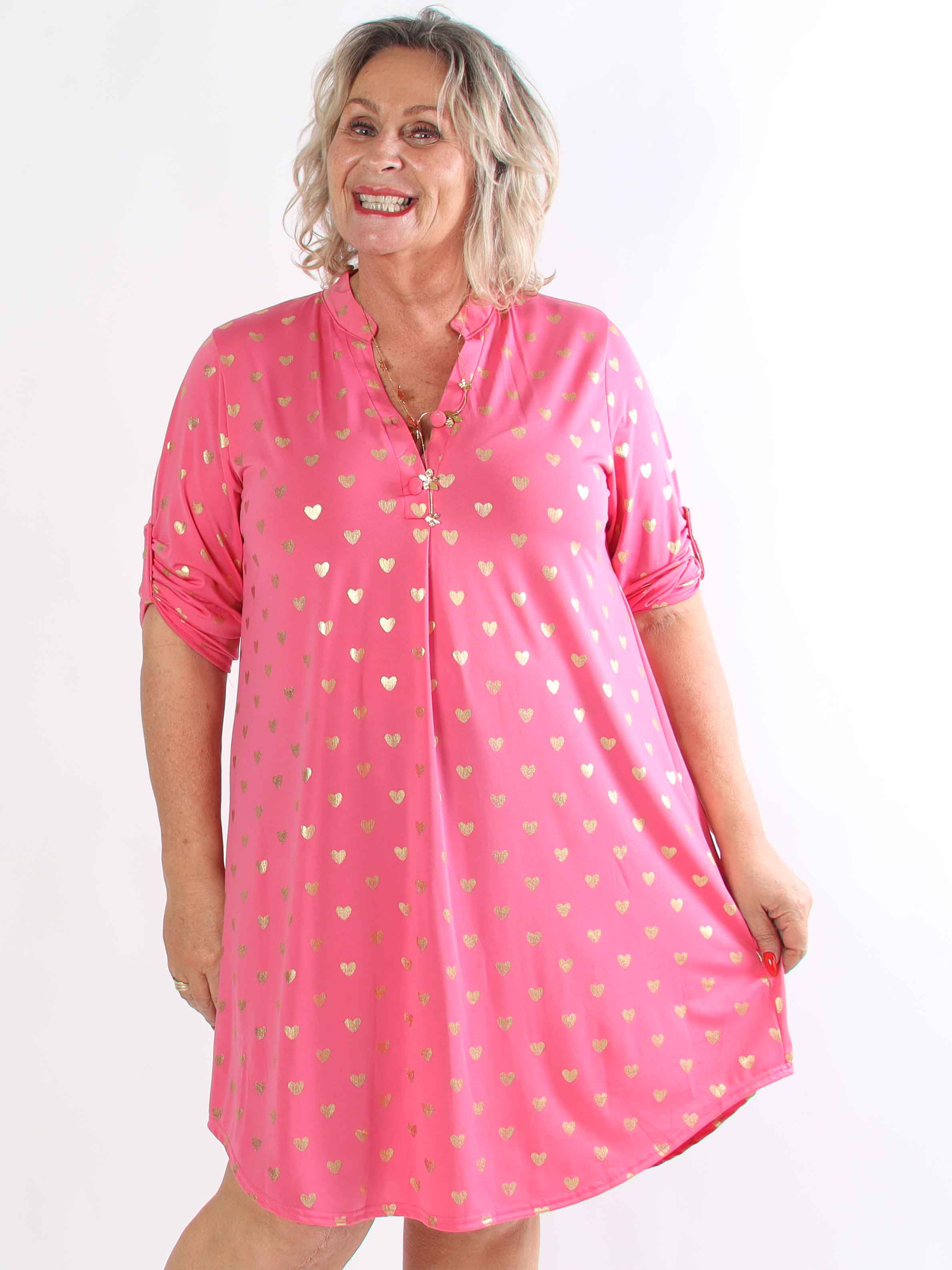 Ebba Gold Heart - Plus size resårklänning med guldfärgade hjärtdetaljer