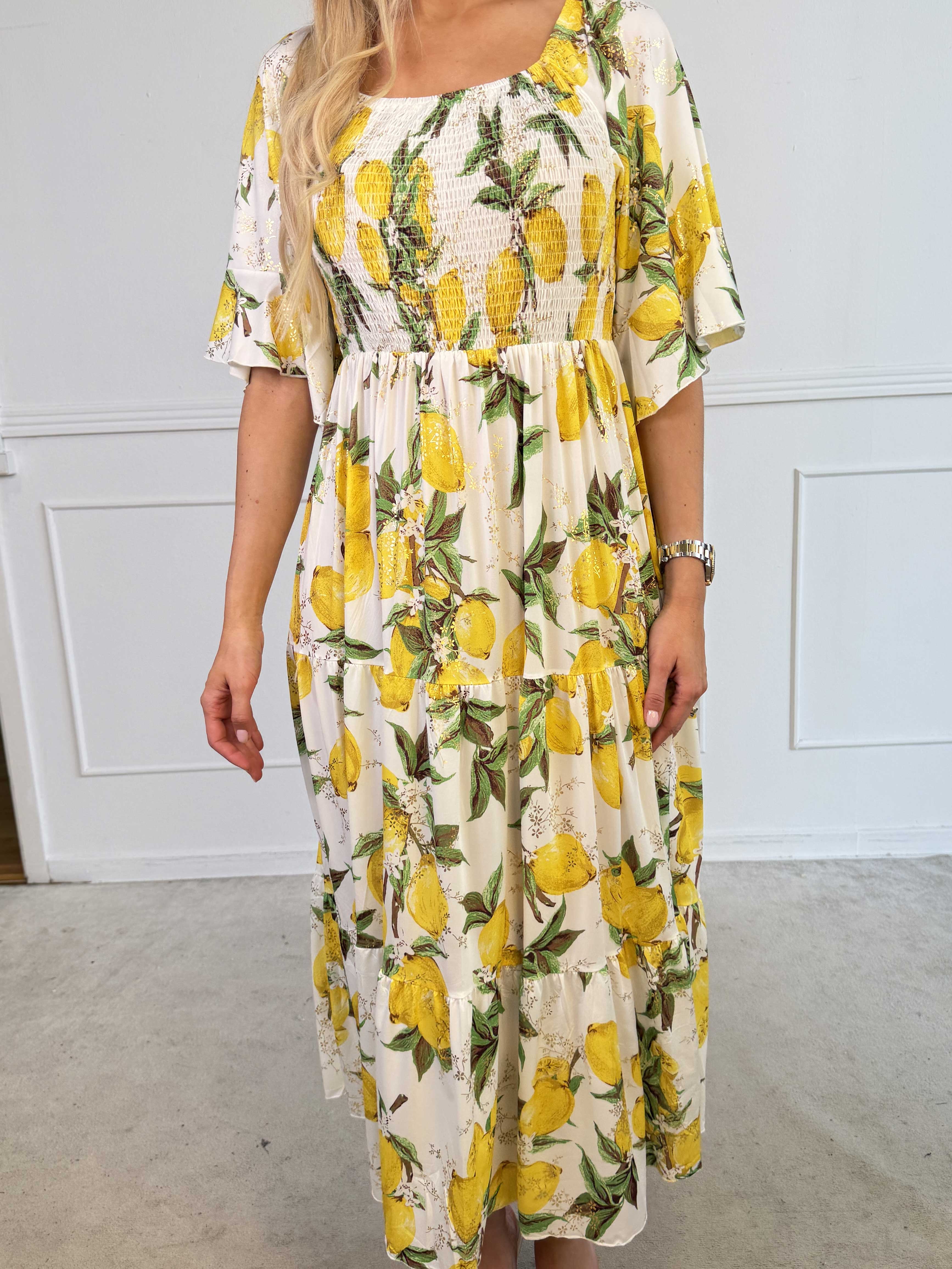 Elna Lemon - Lang elastisk kjole med citroner og smock over brystet