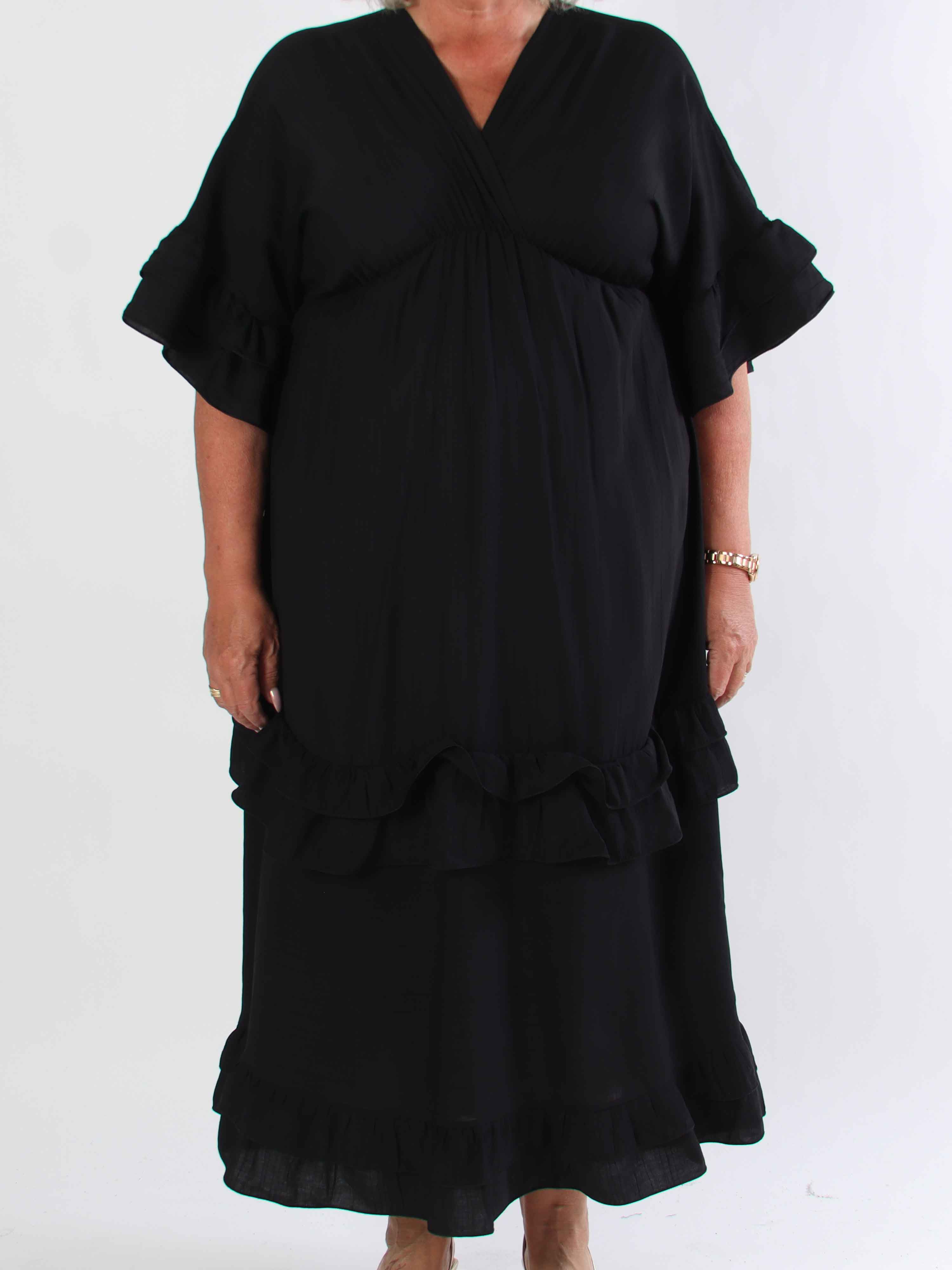 Europe - Lång plus size klänning i viskos med volangdetaljer
