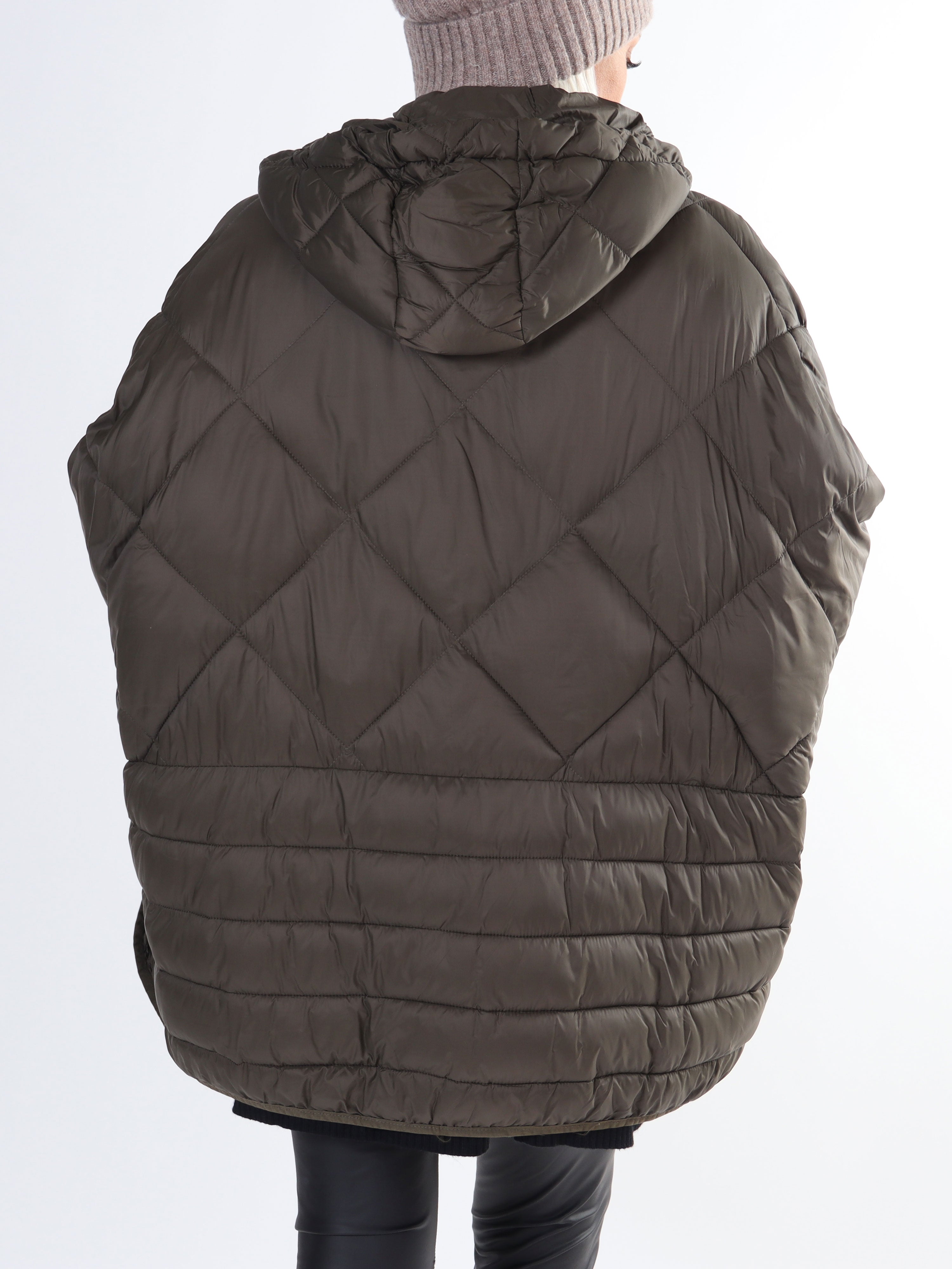 Floriza - Kort plus size dunjacka i oversized passform
