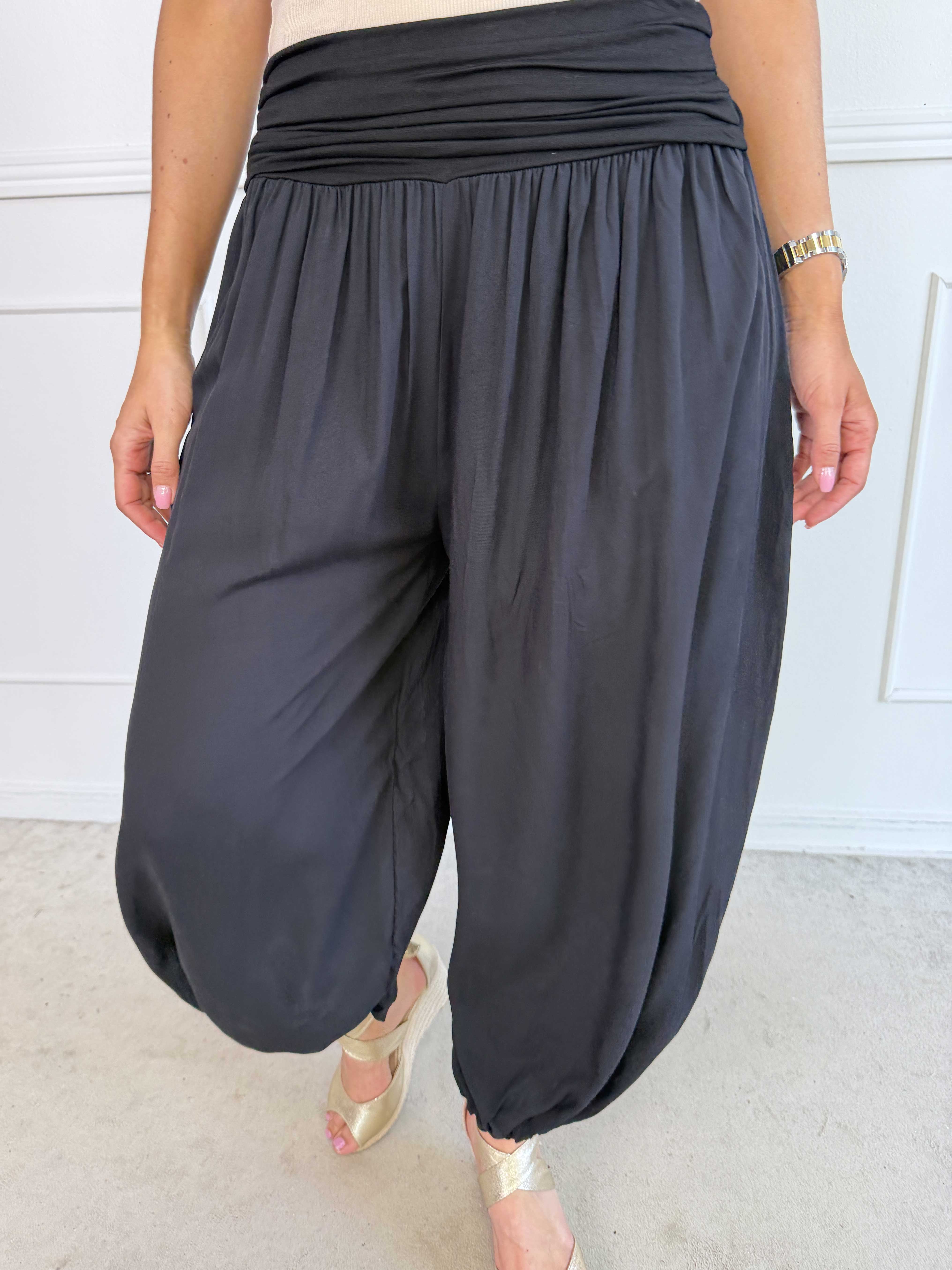 Lava – Plus size haremsbyxor i viskos med resår i midjan