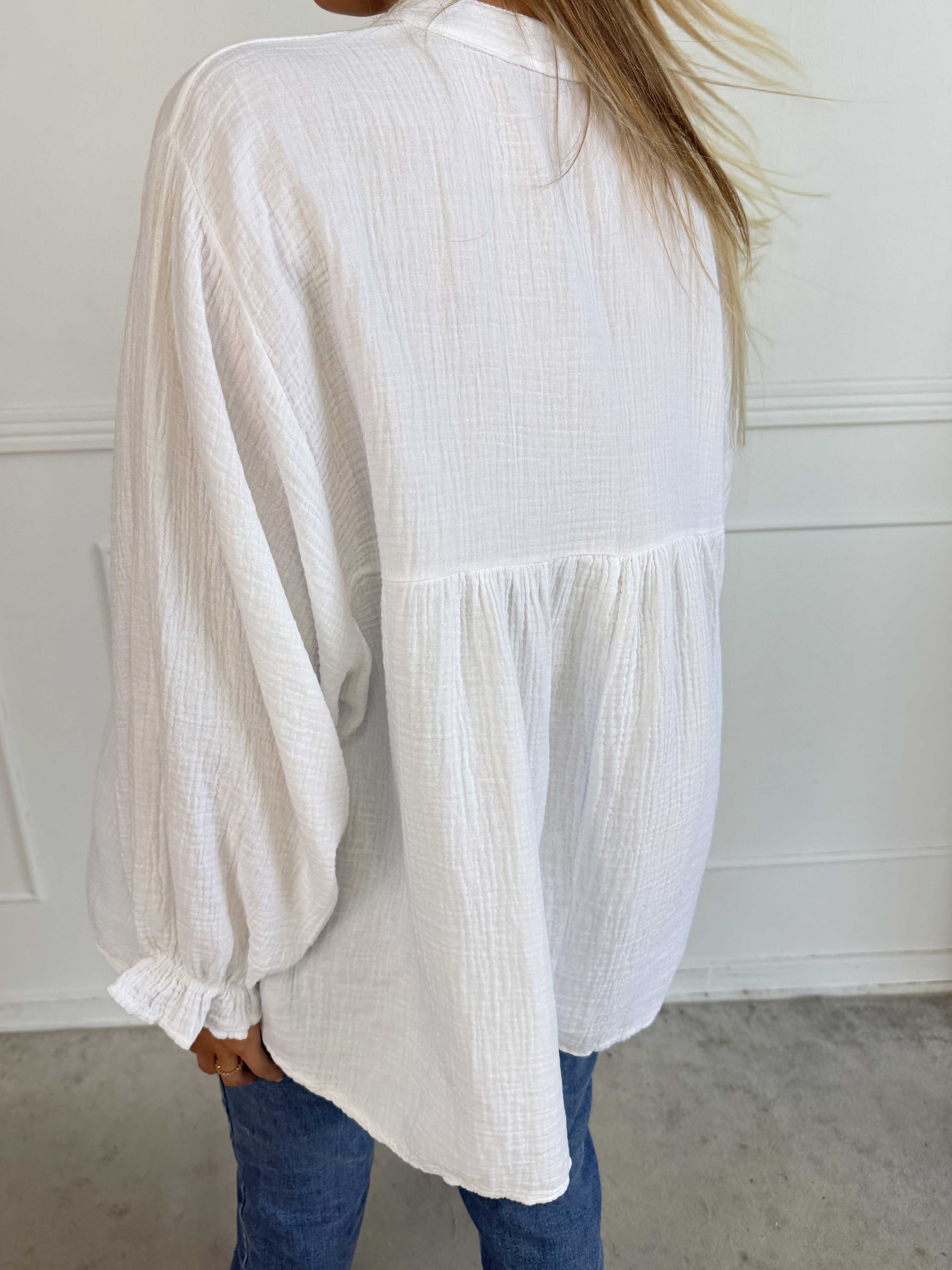 Diva Plain – Enfärgad tunika i mjuk bomullsmuslin