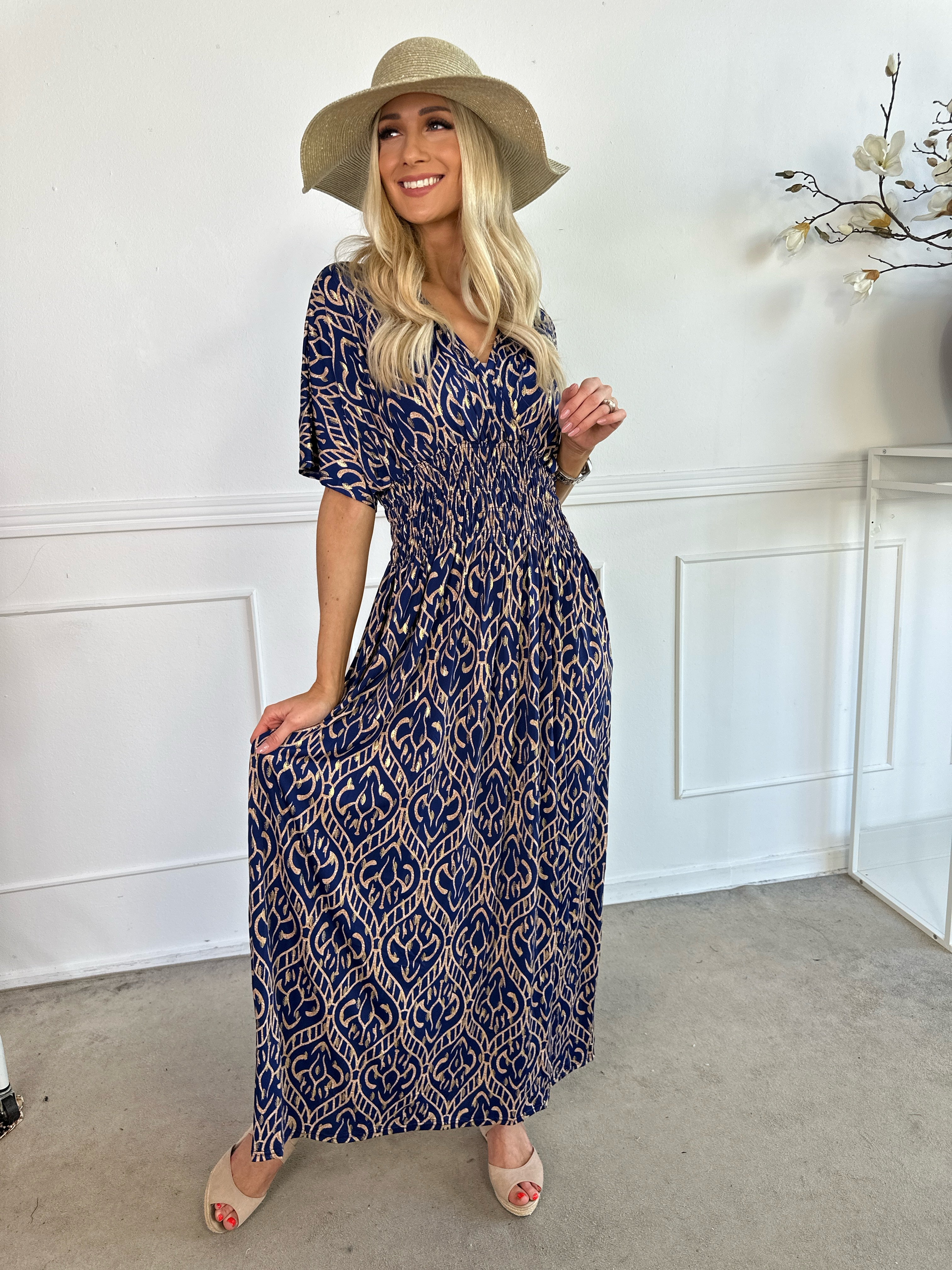Pams Boho - Lång elastisk mönstrad klänning