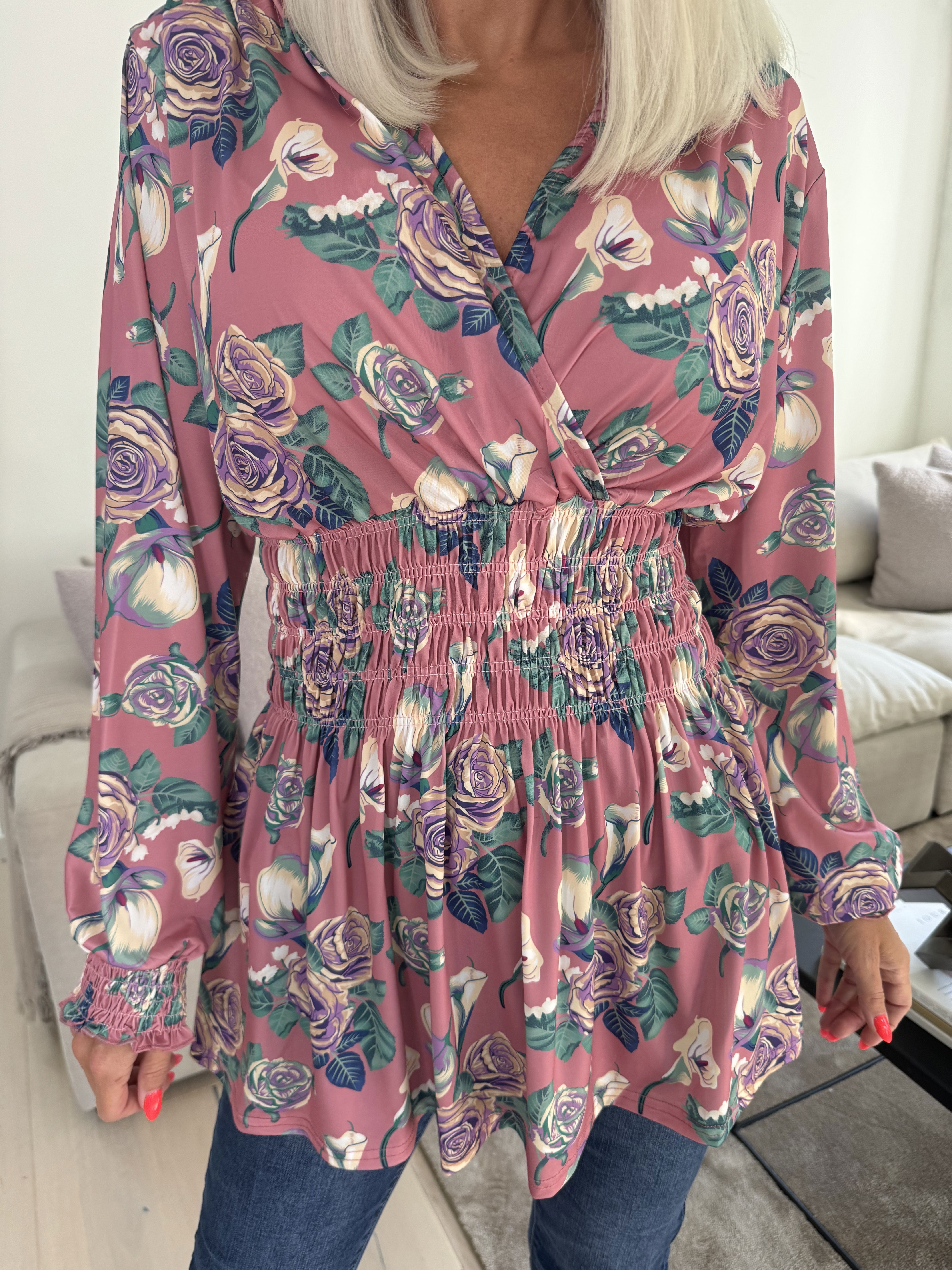 Pams Rose Shirt L/S - Elastisk blus i skrynkelfritt tyg med rosor