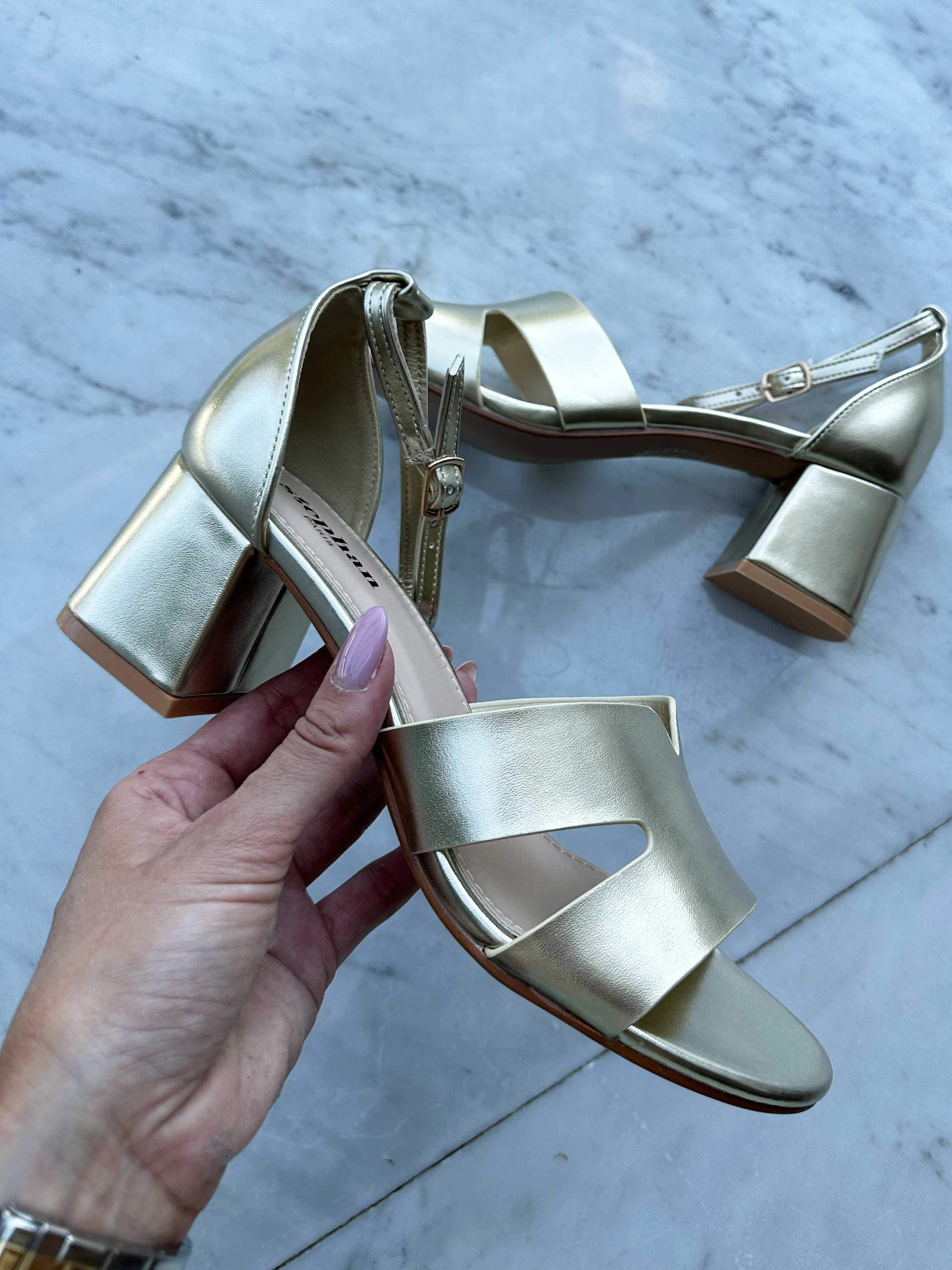Eleonora - Söt sandal med liten klack