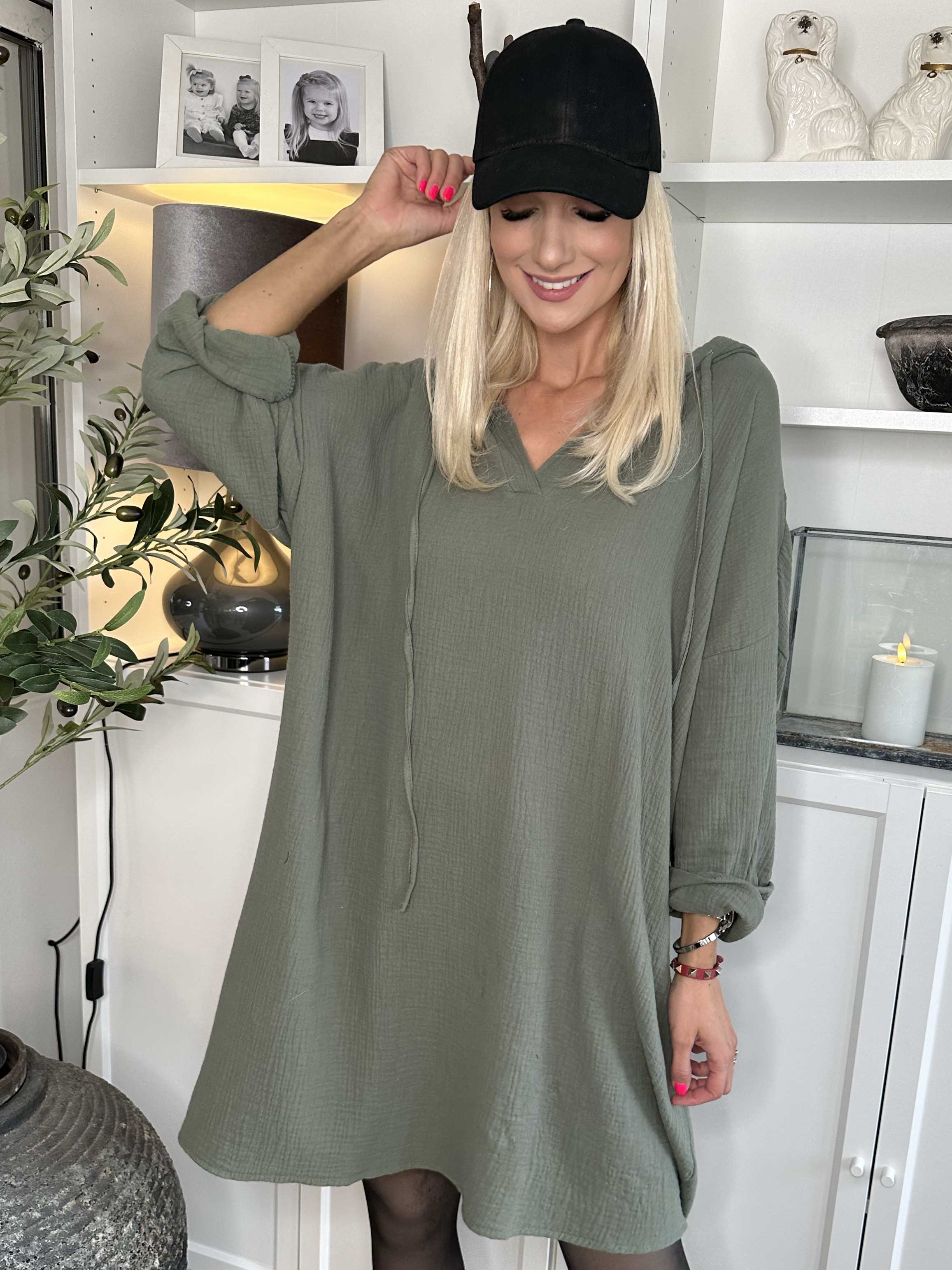 Caro - Mjuk oversized bomullsklänning med huva