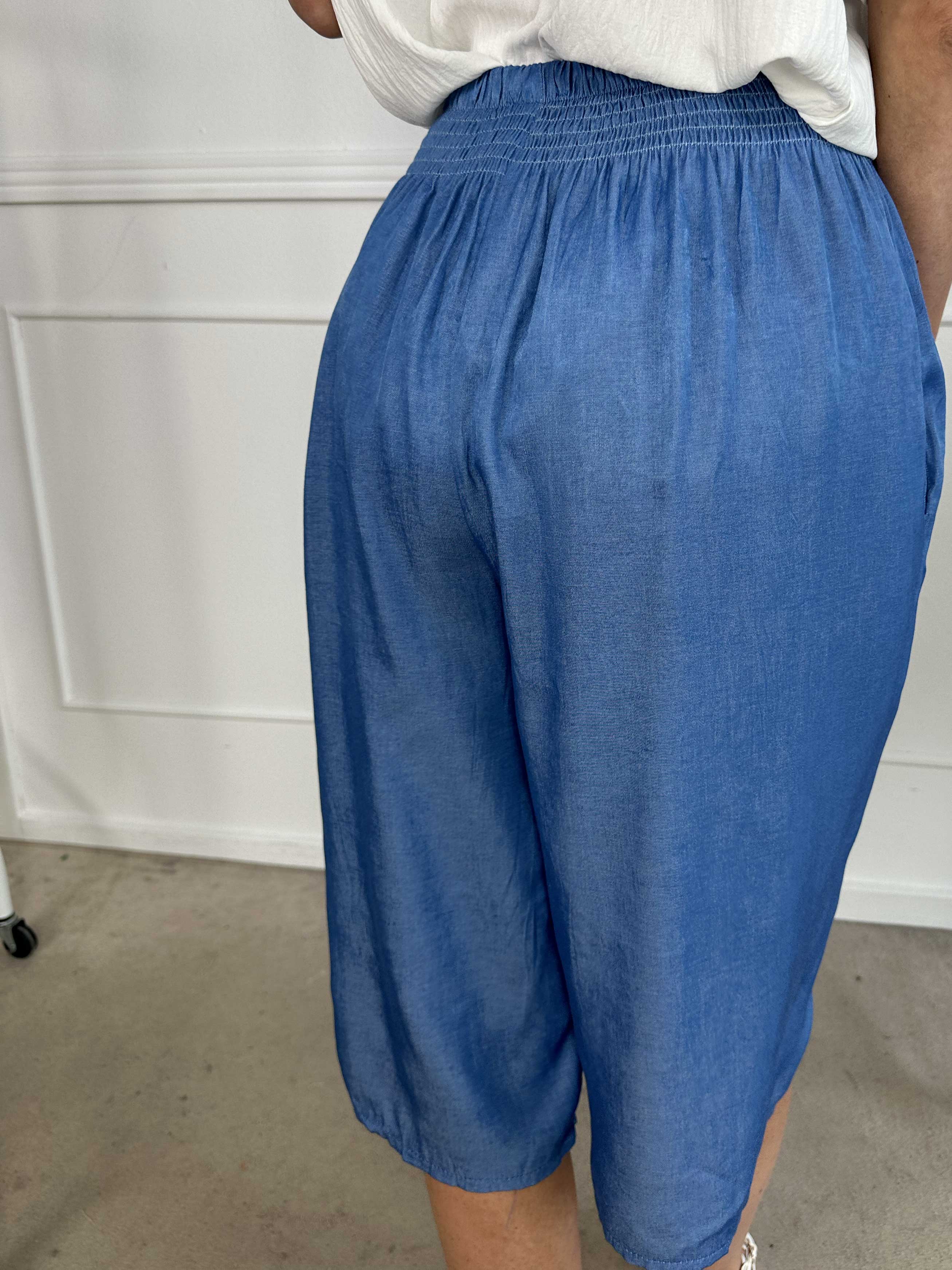 Pams Denim Knickers - Knälånga byxor med resår i midjan