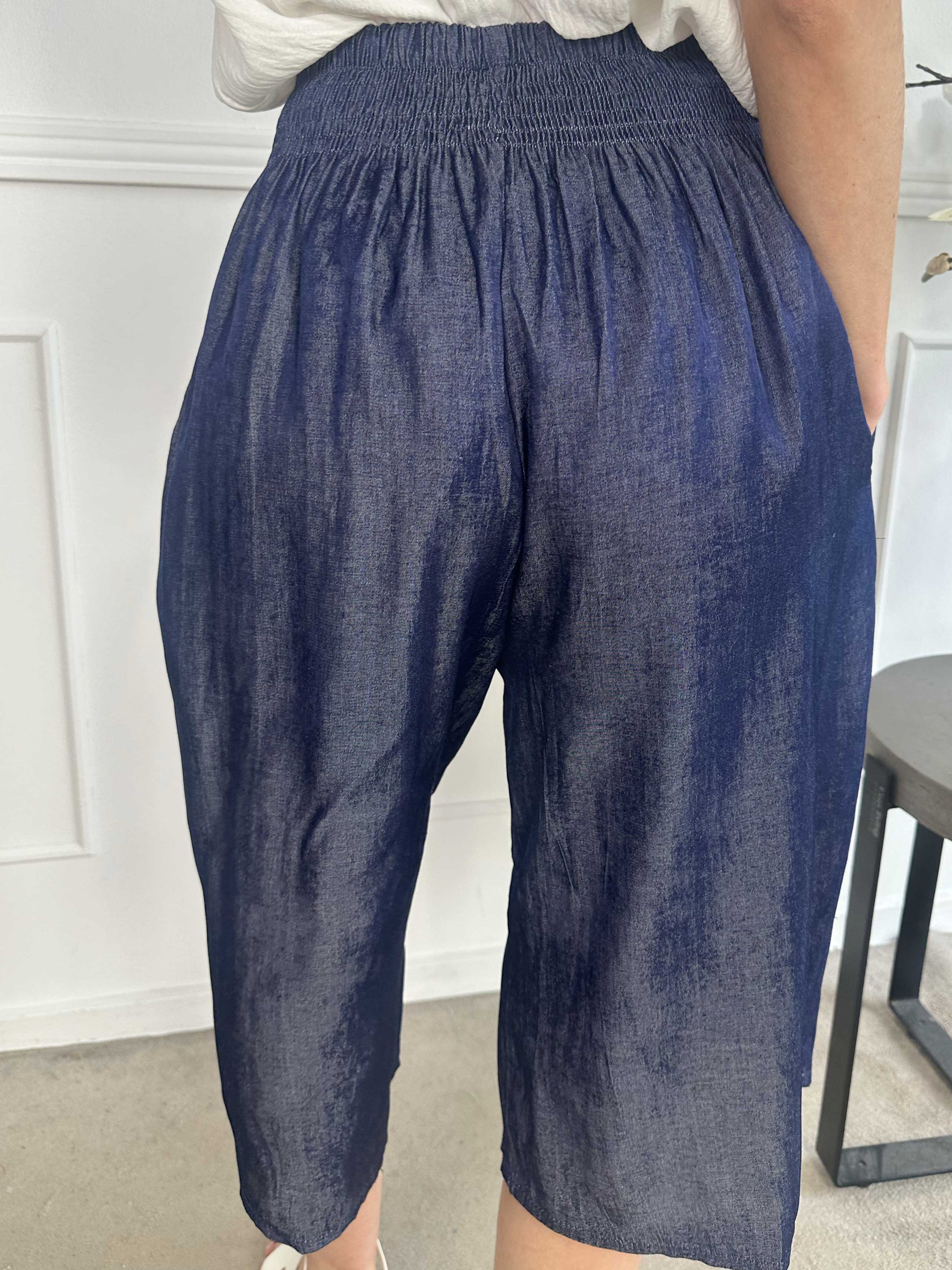 Pams Denim Knickers - Knälånga byxor med resår i midjan