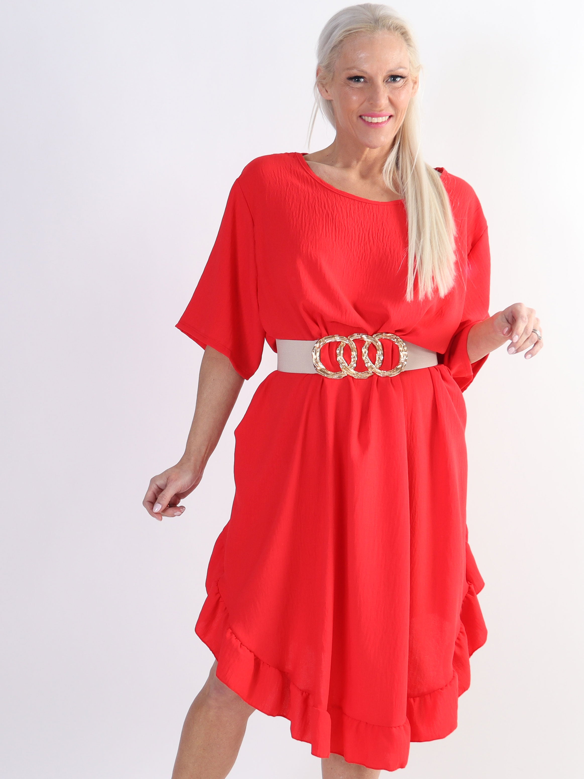 Emmelie - Klänning i viskosblandning med fickor i plus size.