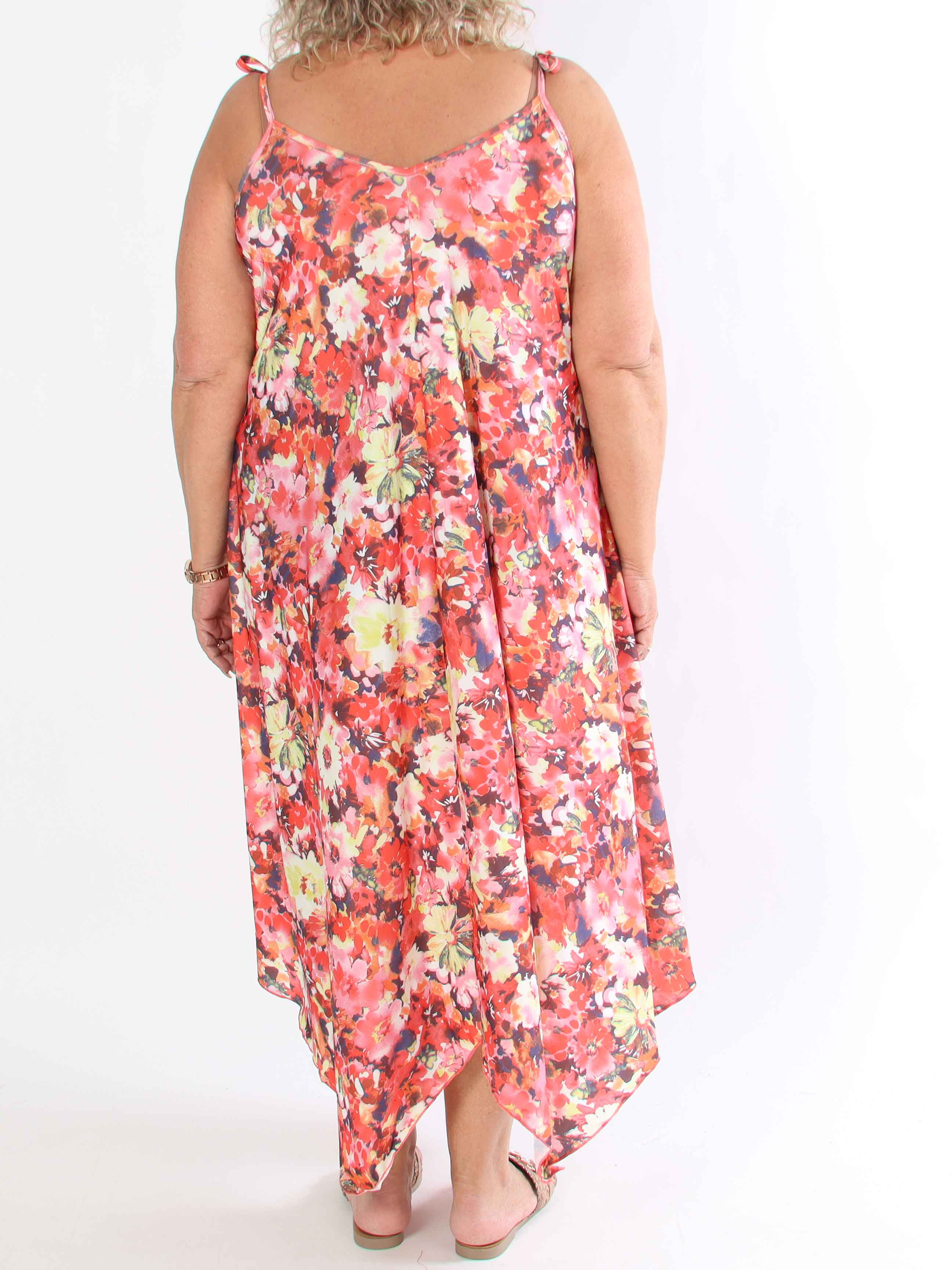 Maisie Flower - Plus size  klänning i elastisk ty i blomstermönster