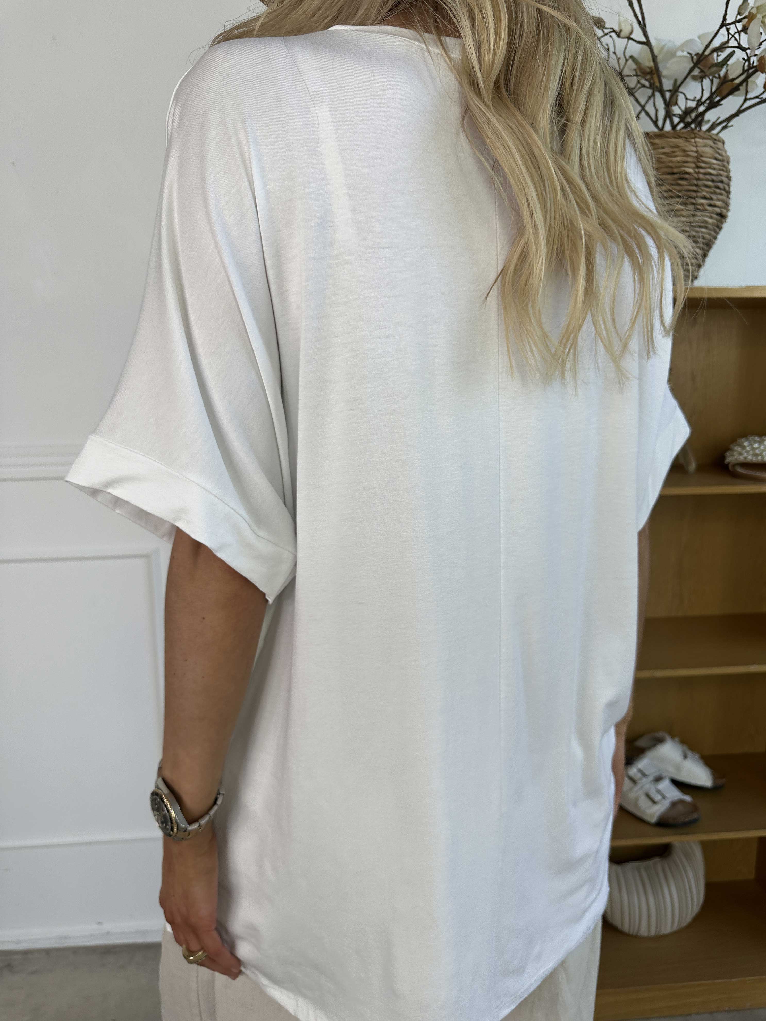 Reece - Mjuk t-shirt i viskos med similisten