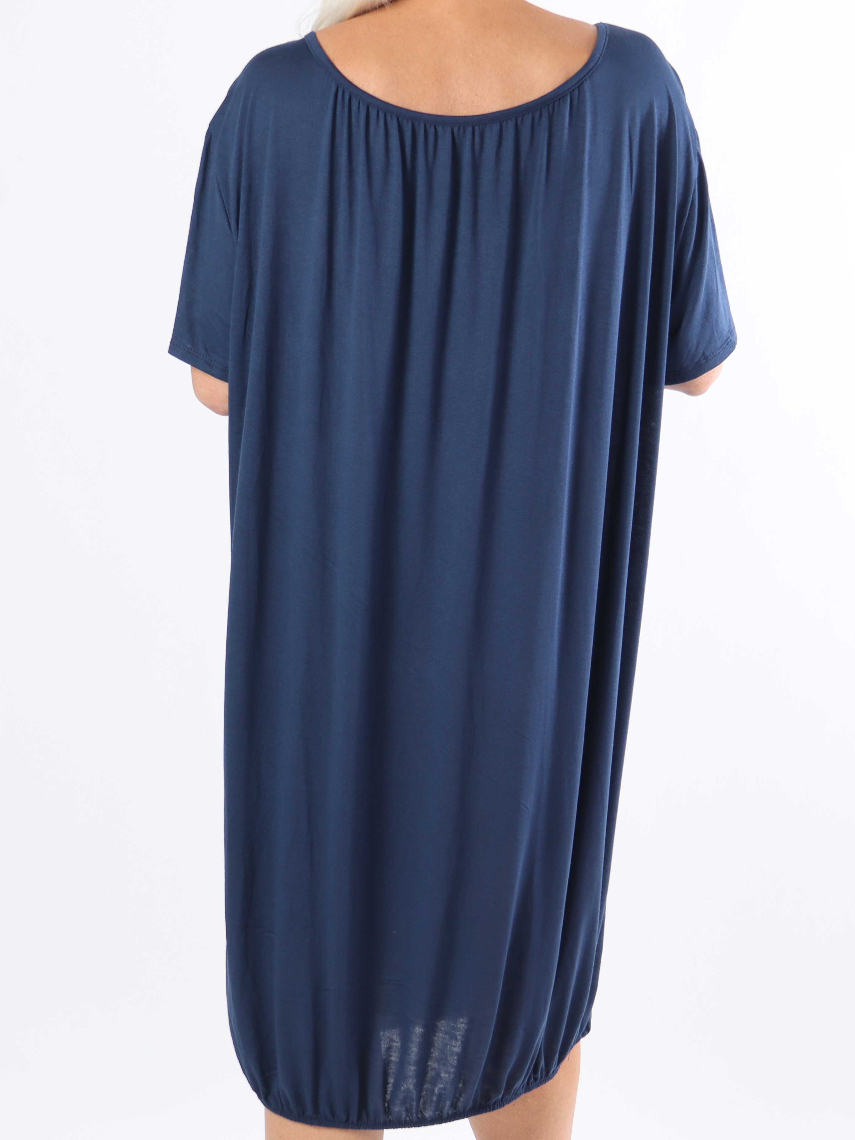Miracle Dress - Basic plus size klänning i viskos med resår nedtill